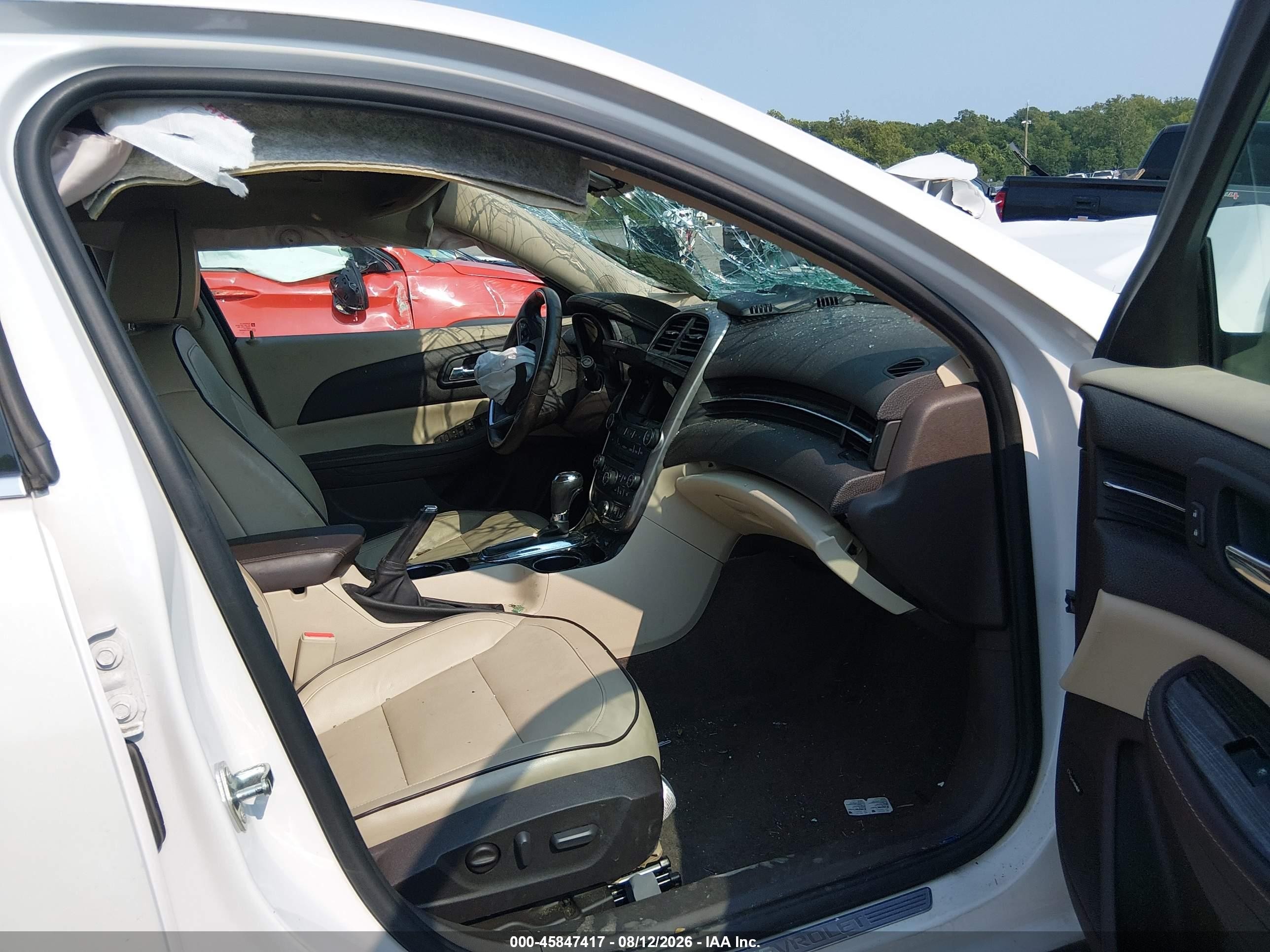 2015 Chevrolet Malibu 2lz Cream vin: 1G11G5SX3FF150822