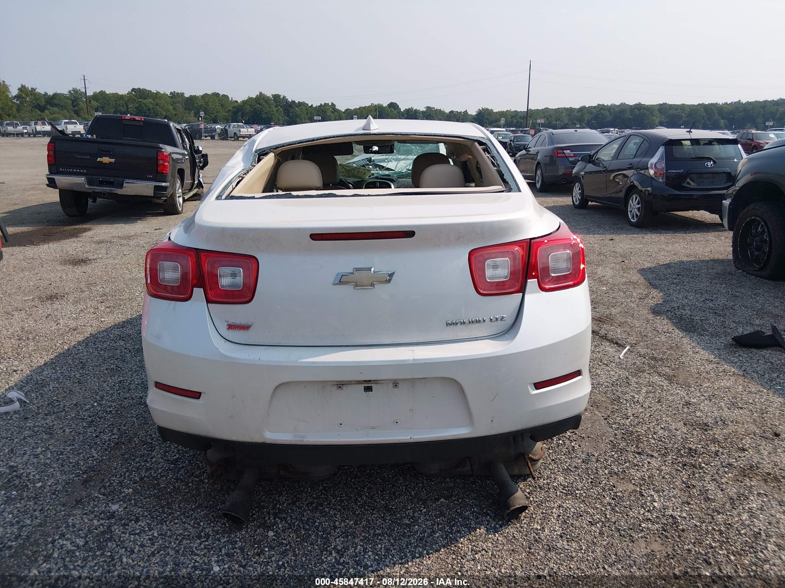2015 Chevrolet Malibu 2lz Cream vin: 1G11G5SX3FF150822