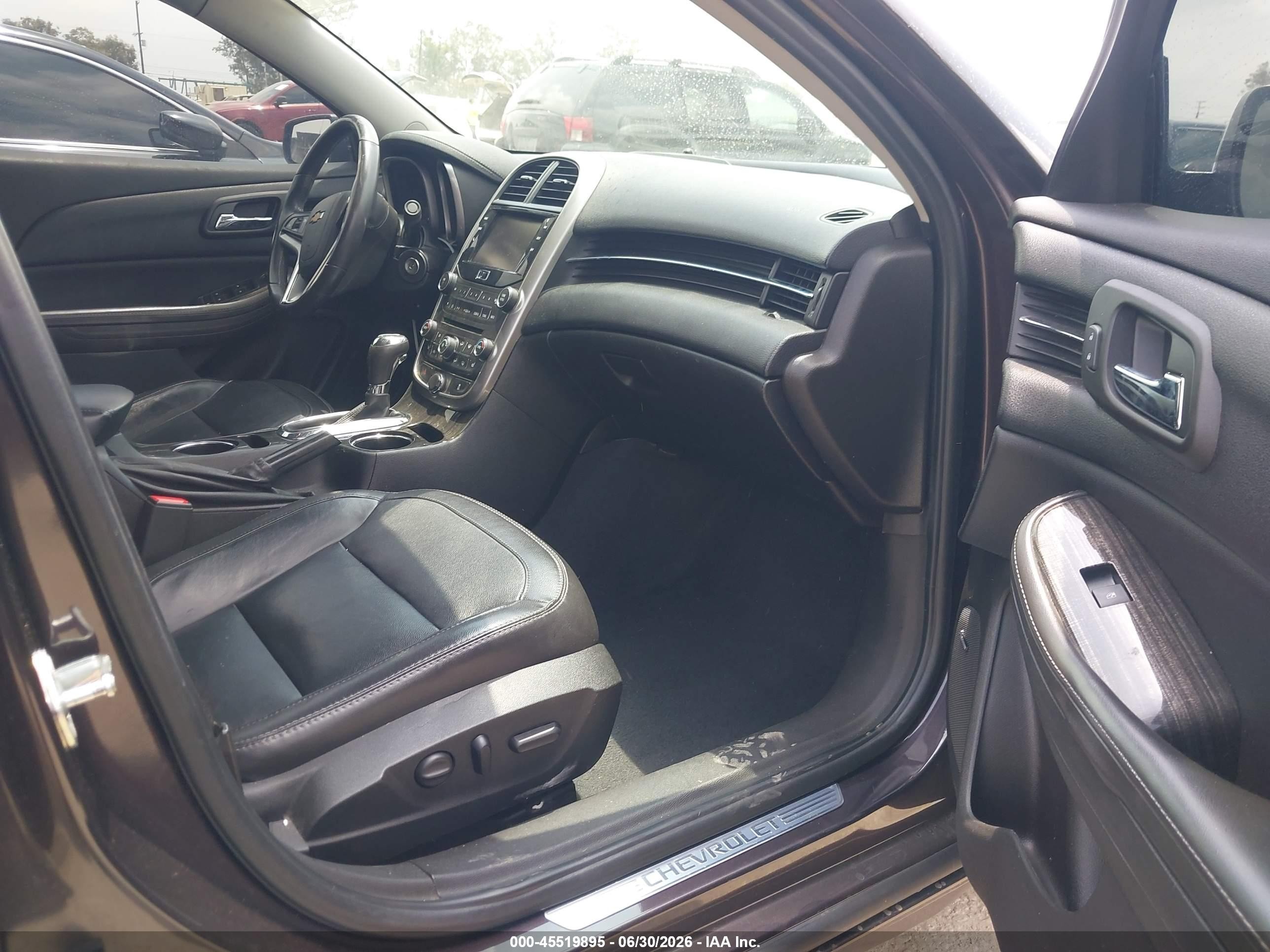 2015 Chevrolet Malibu 2lz Purple vin: 1G11G5SX6FF216070