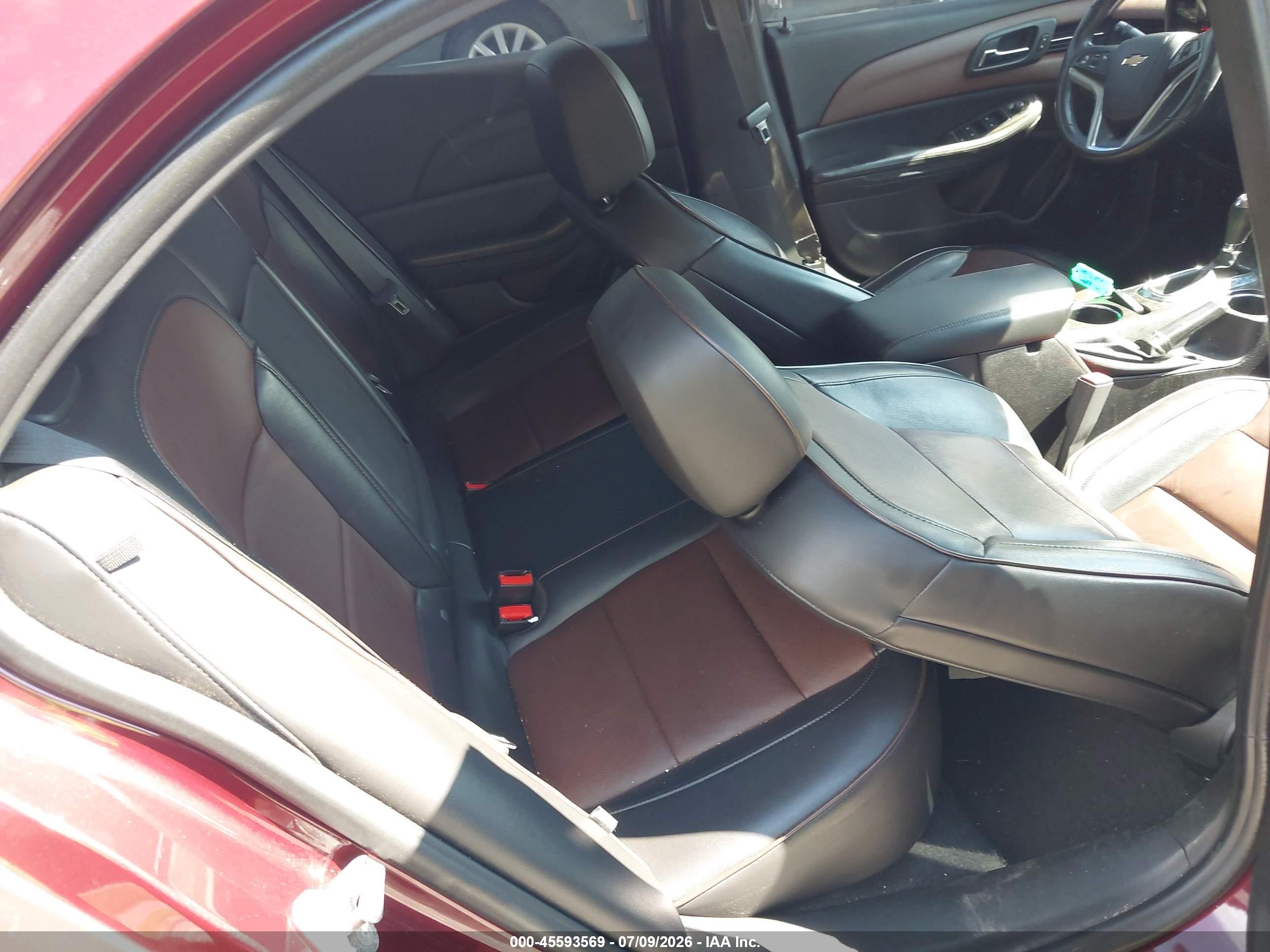 2015 Chevrolet Malibu 2lz Maroon vin: 1G11G5SX8FF256215