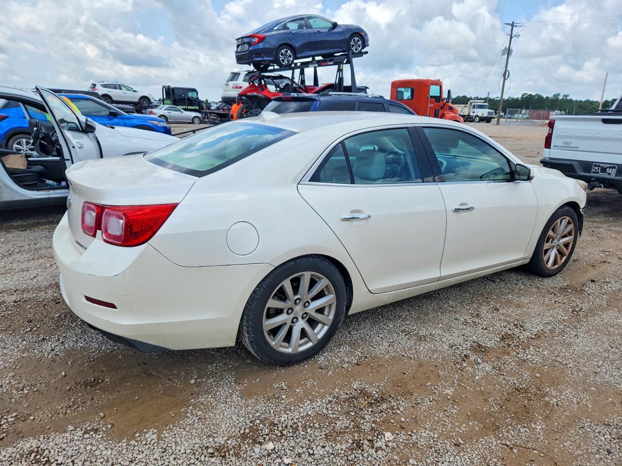 2013 Chevrolet Malibu Ltz White vin: 1G11H5SA2DF197698