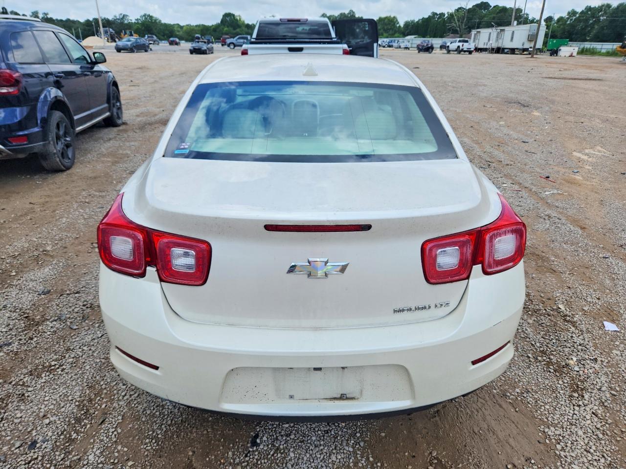 2013 Chevrolet Malibu Ltz White vin: 1G11H5SA2DF197698