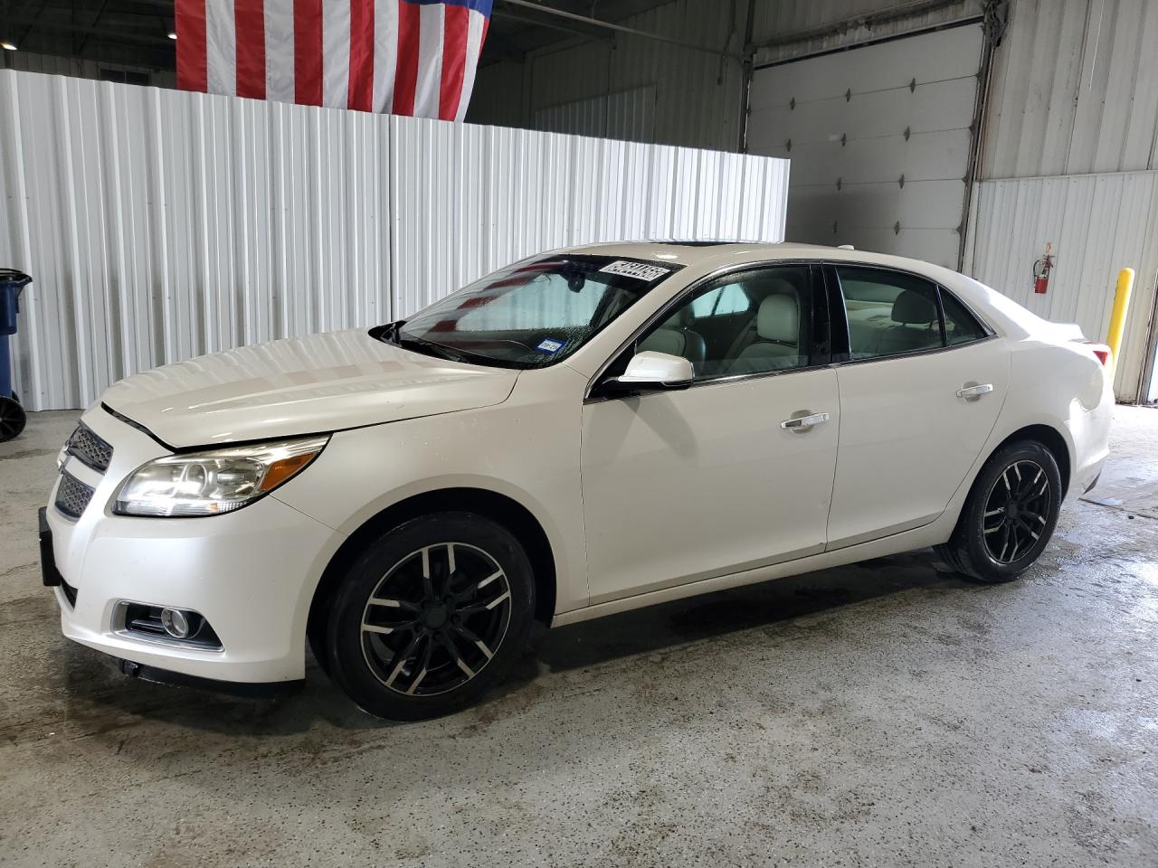 2013 Chevrolet Malibu Ltz White vin: 1G11H5SAXDF138835 Damage: Left Front Door, Multiple Dents/Paint Damage, 2