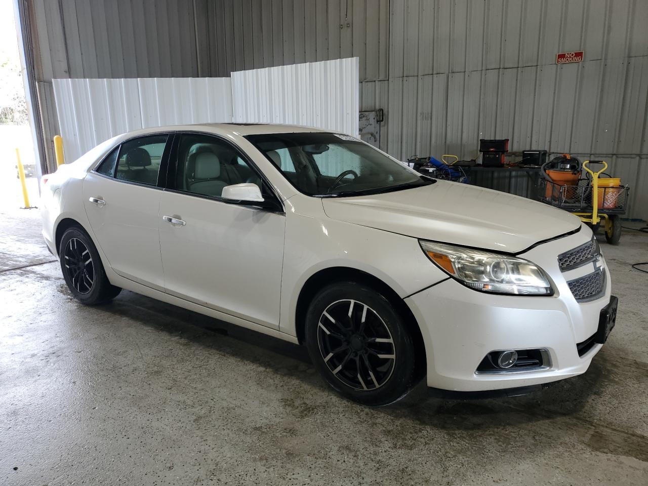 2013 Chevrolet Malibu Ltz White vin: 1G11H5SAXDF138835 Damage: Front Bumper, Misaligned, Repair Required