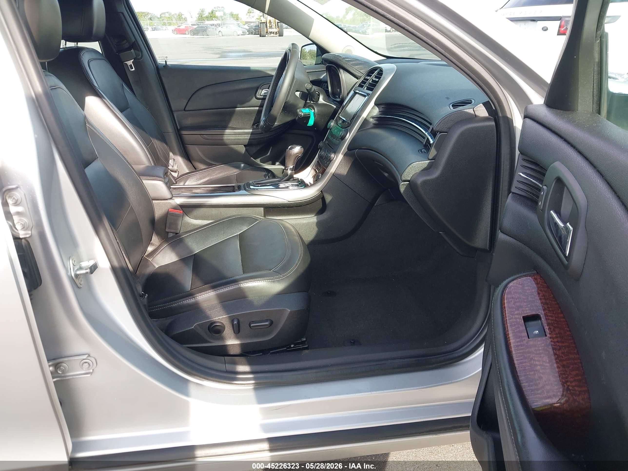 2013 Chevrolet Malibu 1lz Silver vin: 1G11H5SAXDF320440