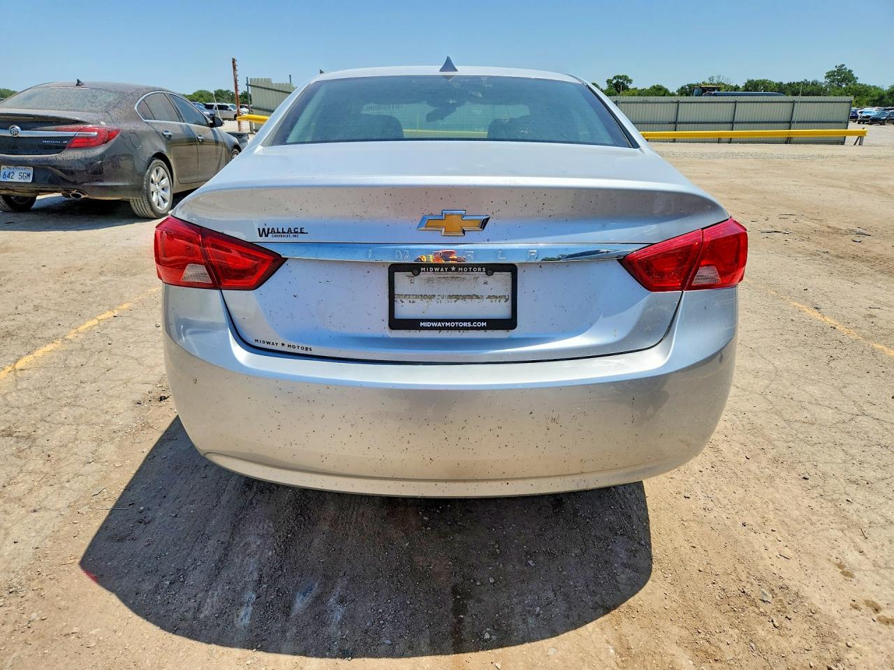 2014 Chevrolet Impala Ls White vin: 1G11X5SL2EU107256