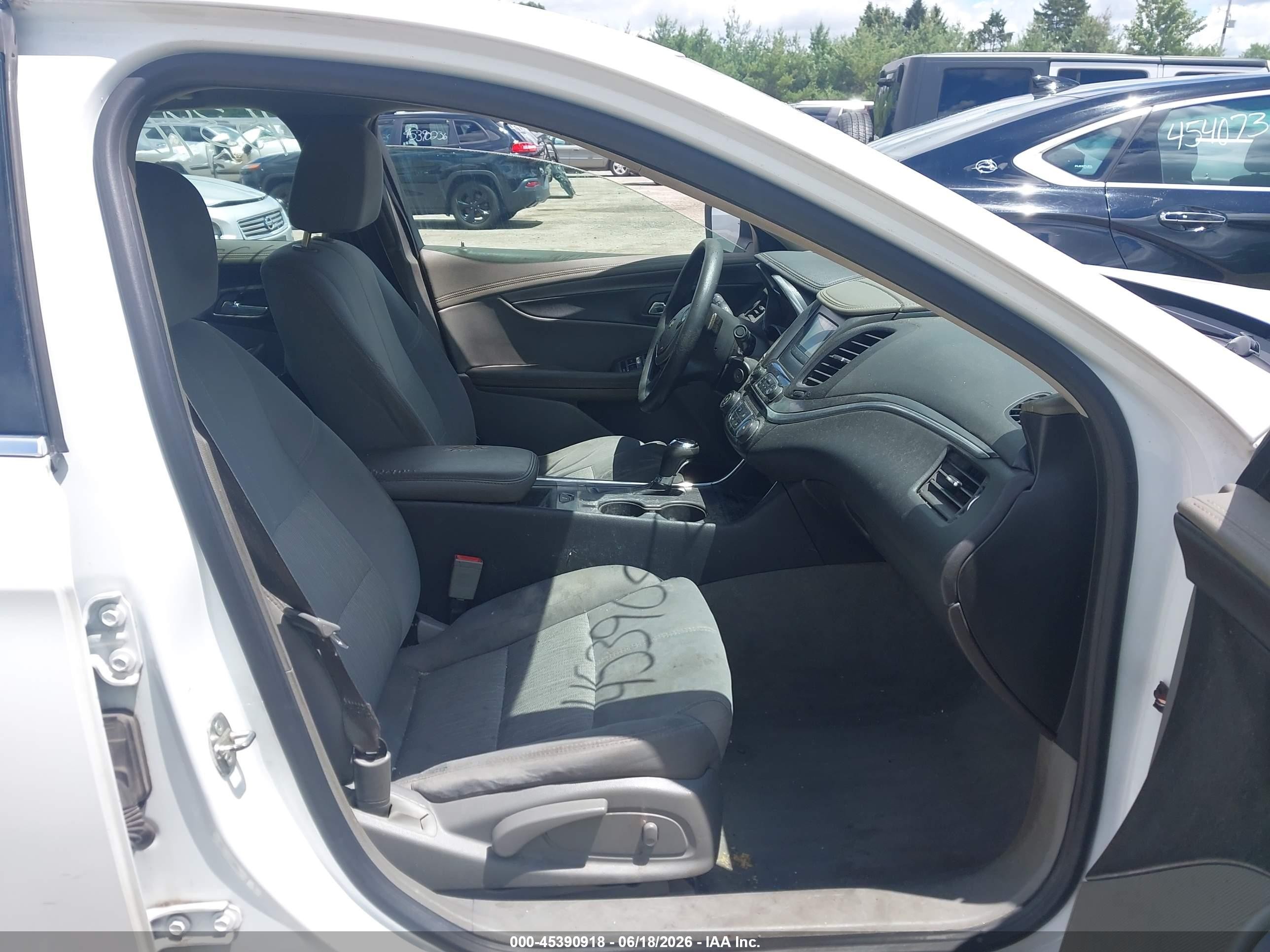 2015 Chevrolet Impala 1fl White vin: 1G11X5SL2FU101006