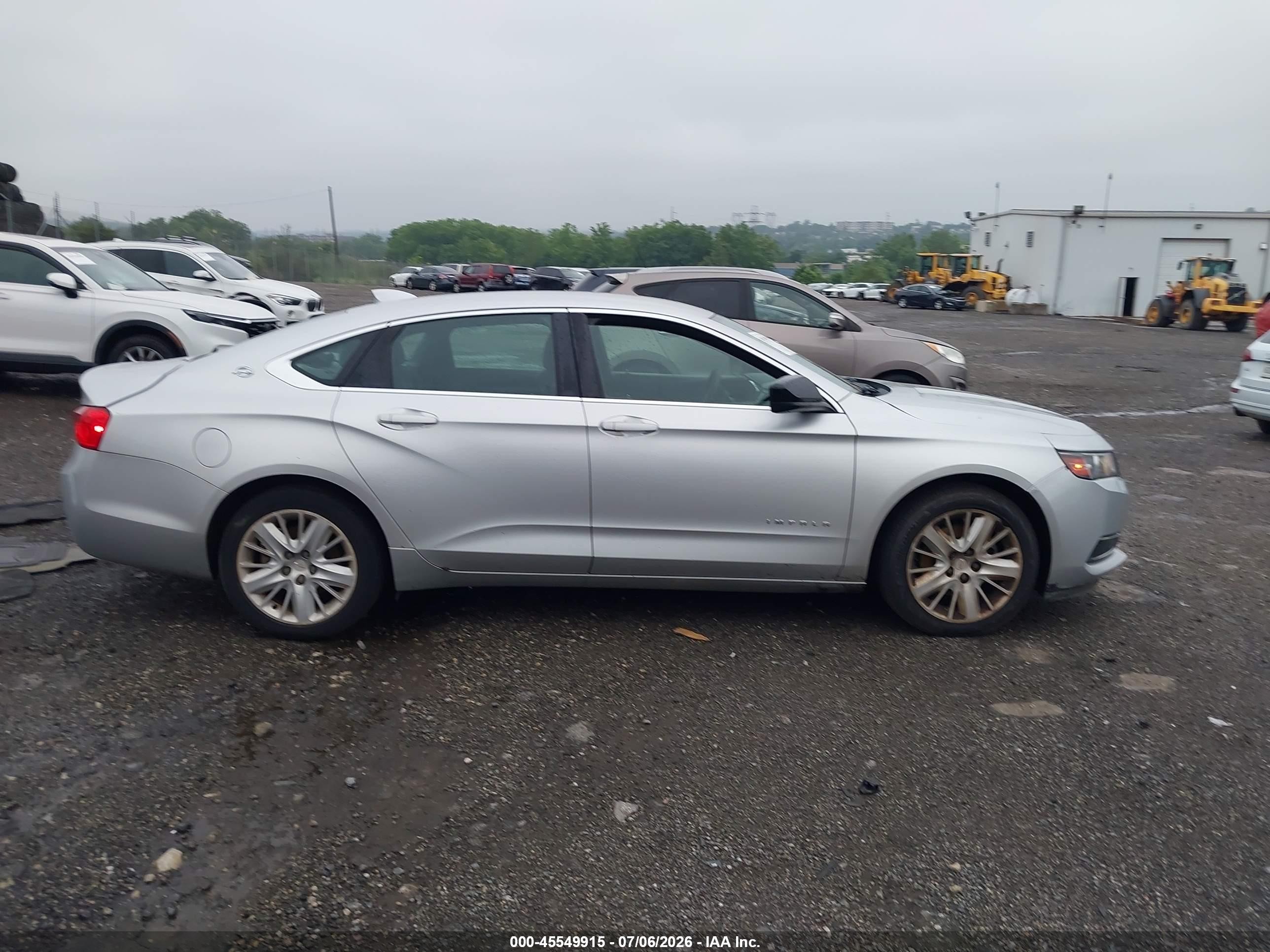 2015 Chevrolet Impala 1fl Серебряный vin: 1G11X5SL2FU131980
