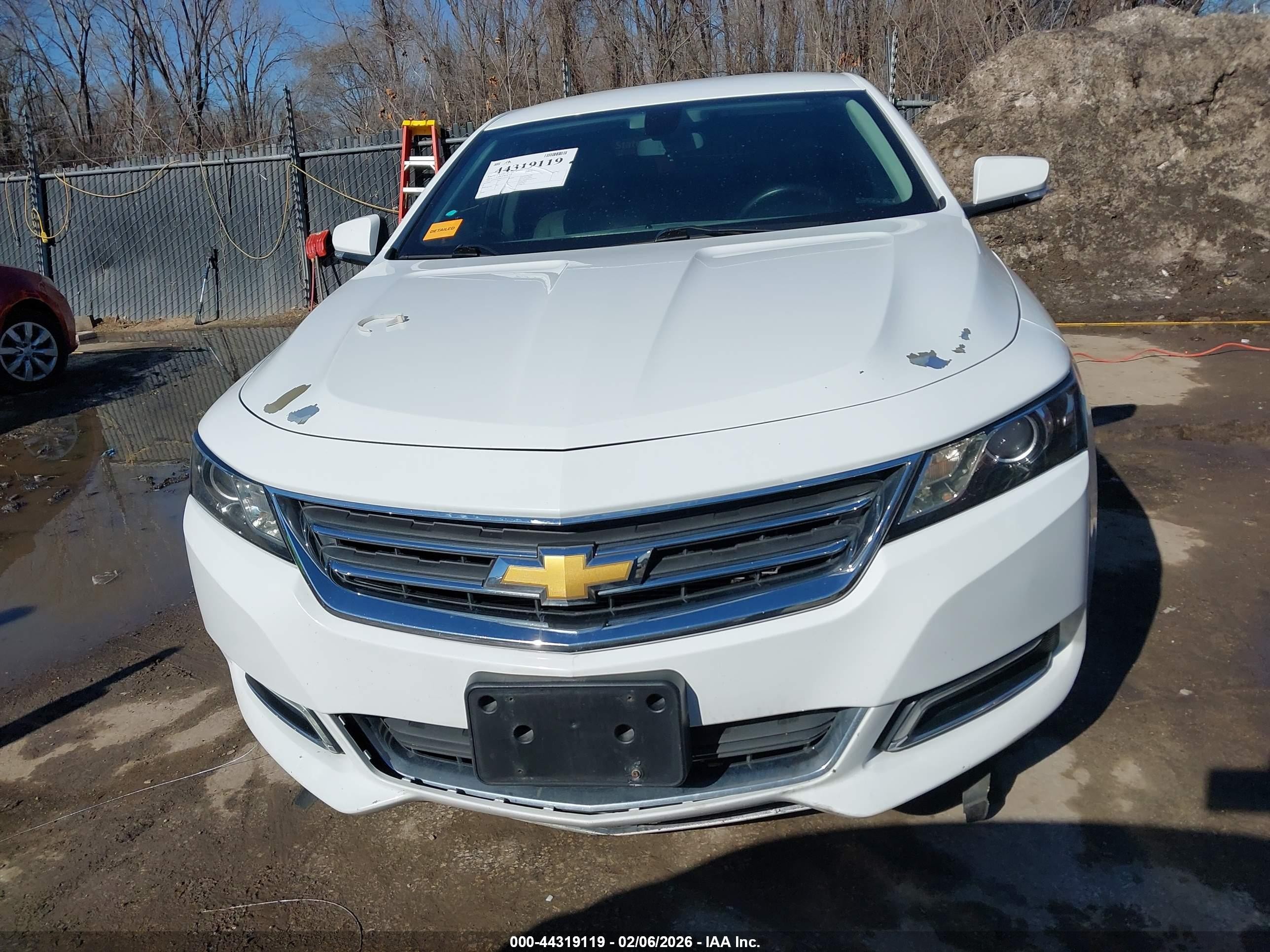 2019 Chevrolet Impala Lt Белый vin: 1G11Z5S38KU114055