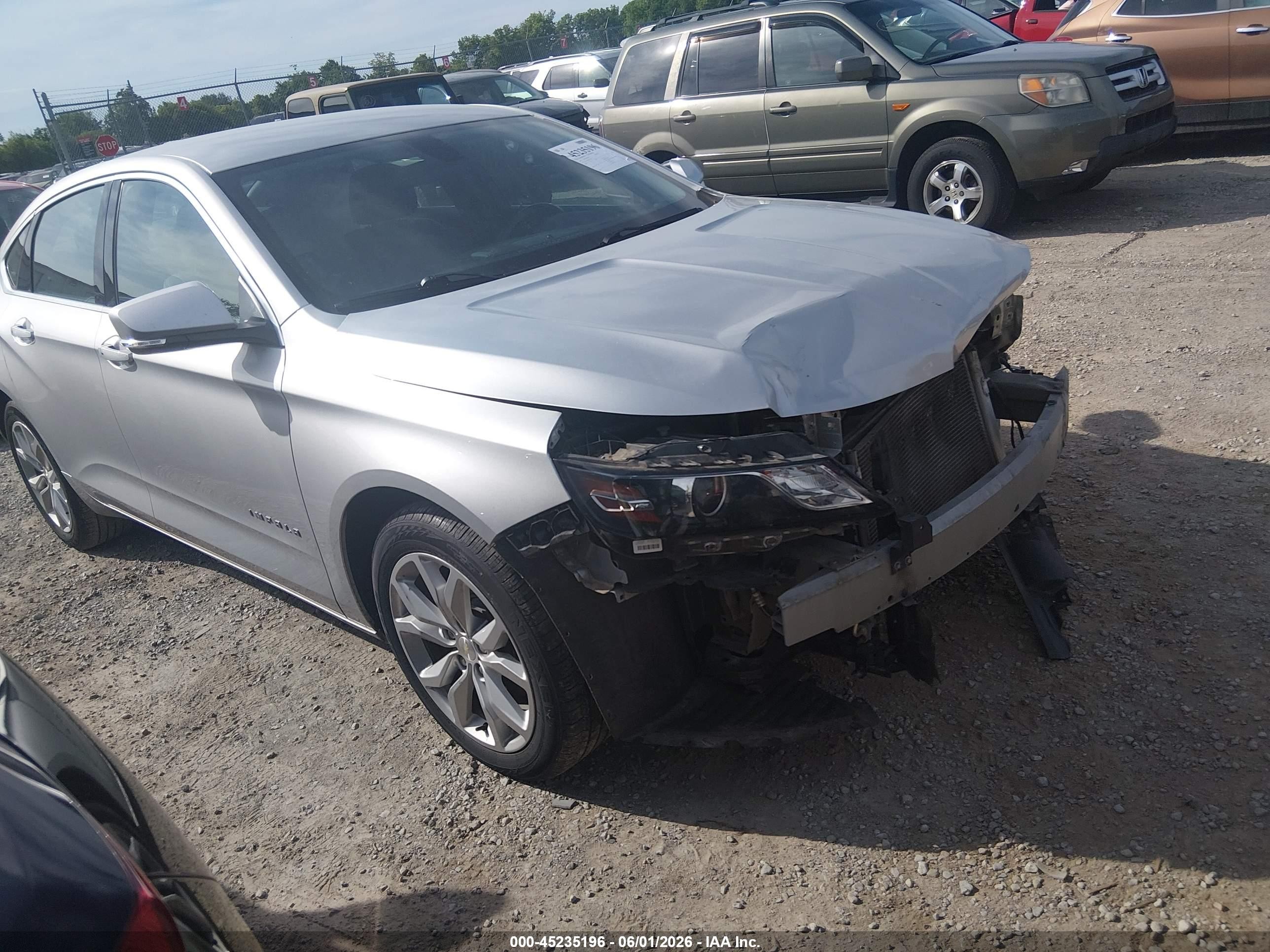 2019 Chevrolet Impala Lt Серебряный vin: 1G11Z5S3XKU122299