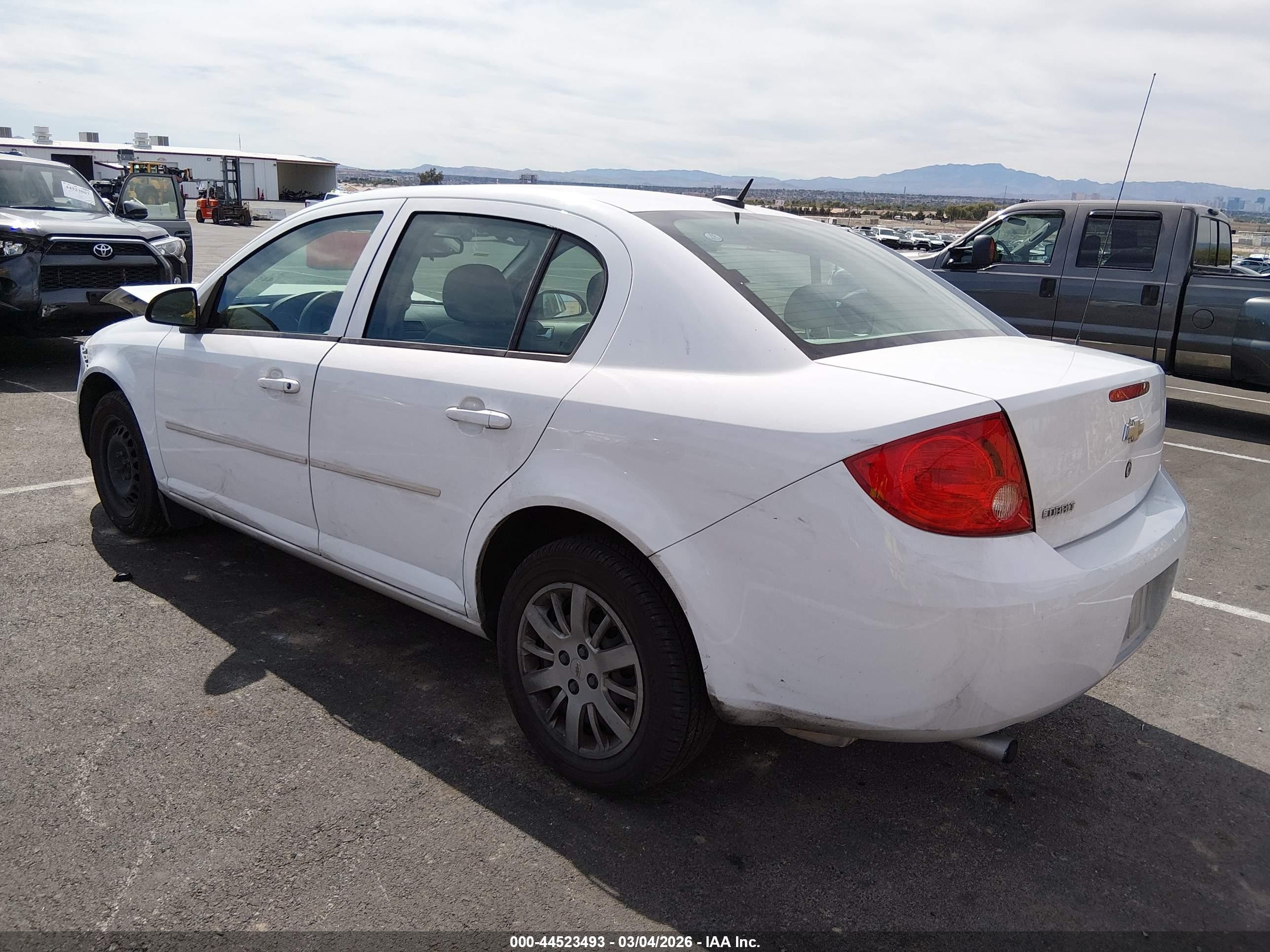 2010 Chevrolet Cobalt Ls White vin: 1G1AB5F51A7156533