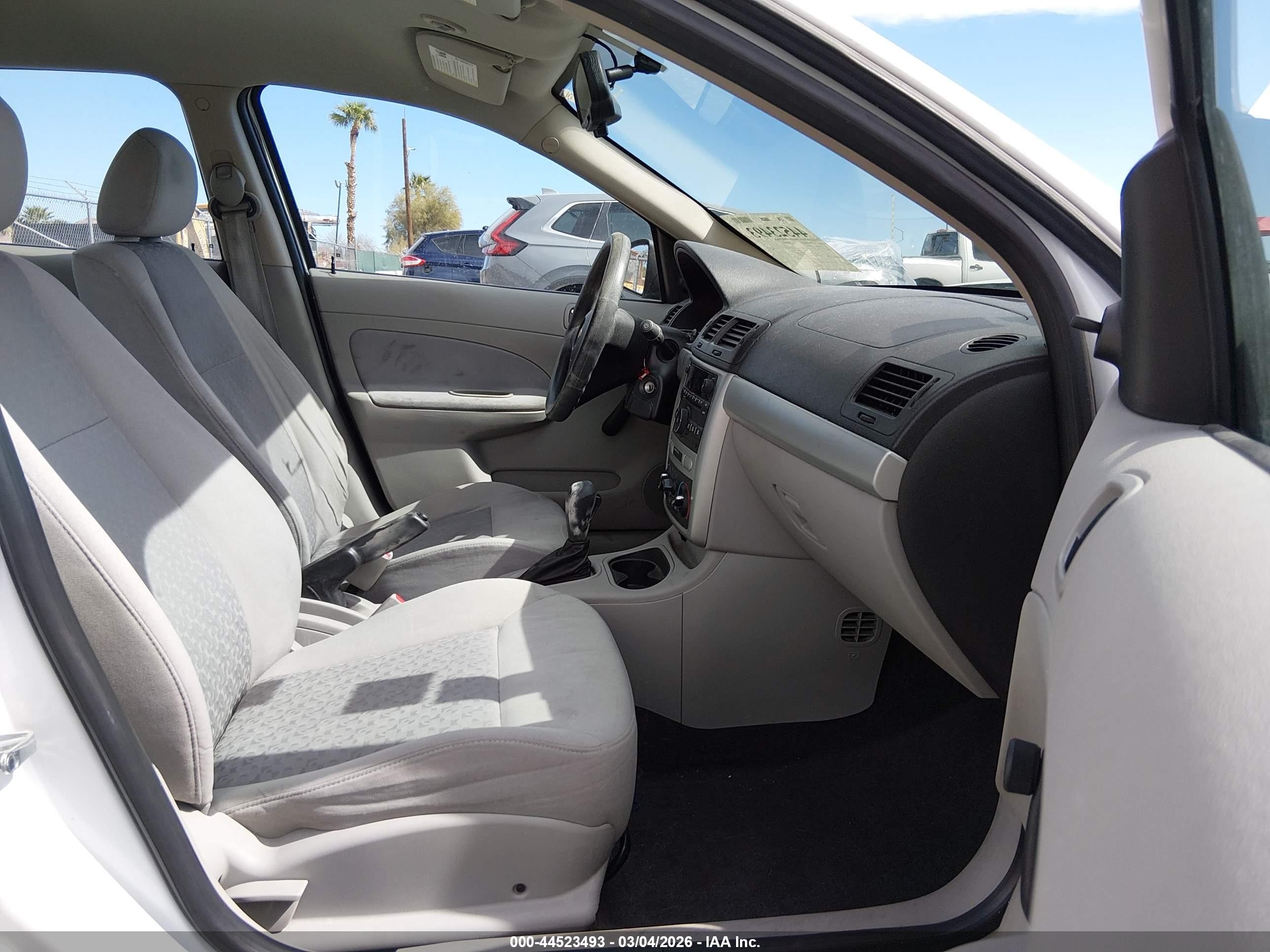 2010 Chevrolet Cobalt Ls White vin: 1G1AB5F51A7156533