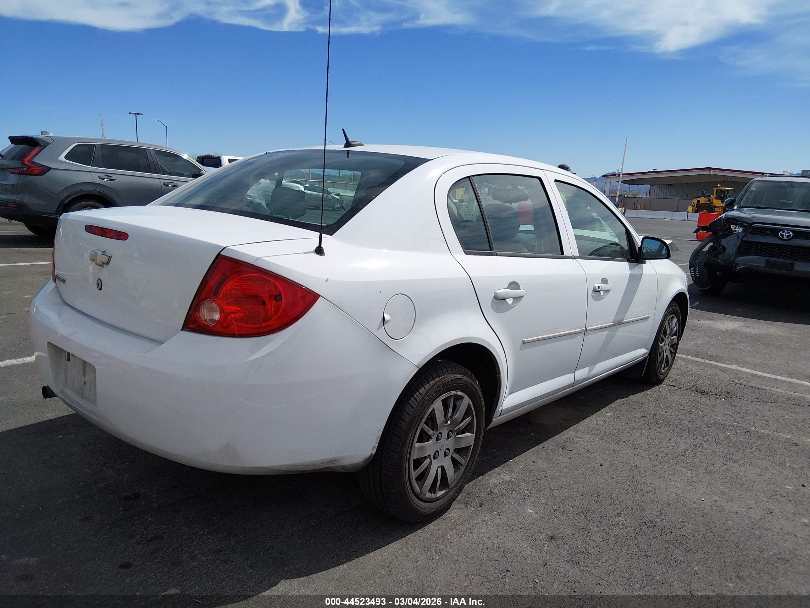 2010 Chevrolet Cobalt Ls White vin: 1G1AB5F51A7156533