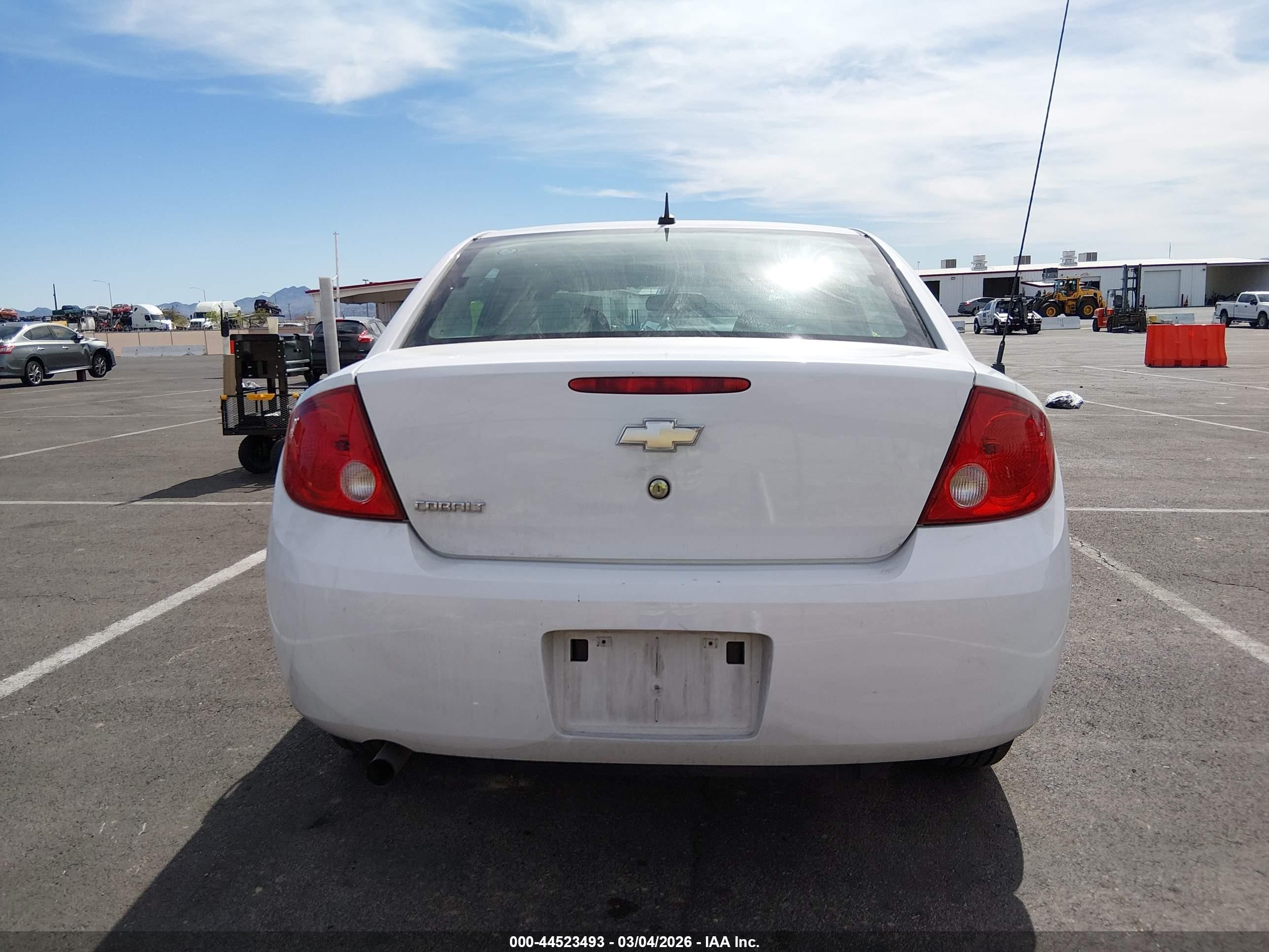 2010 Chevrolet Cobalt Ls White vin: 1G1AB5F51A7156533