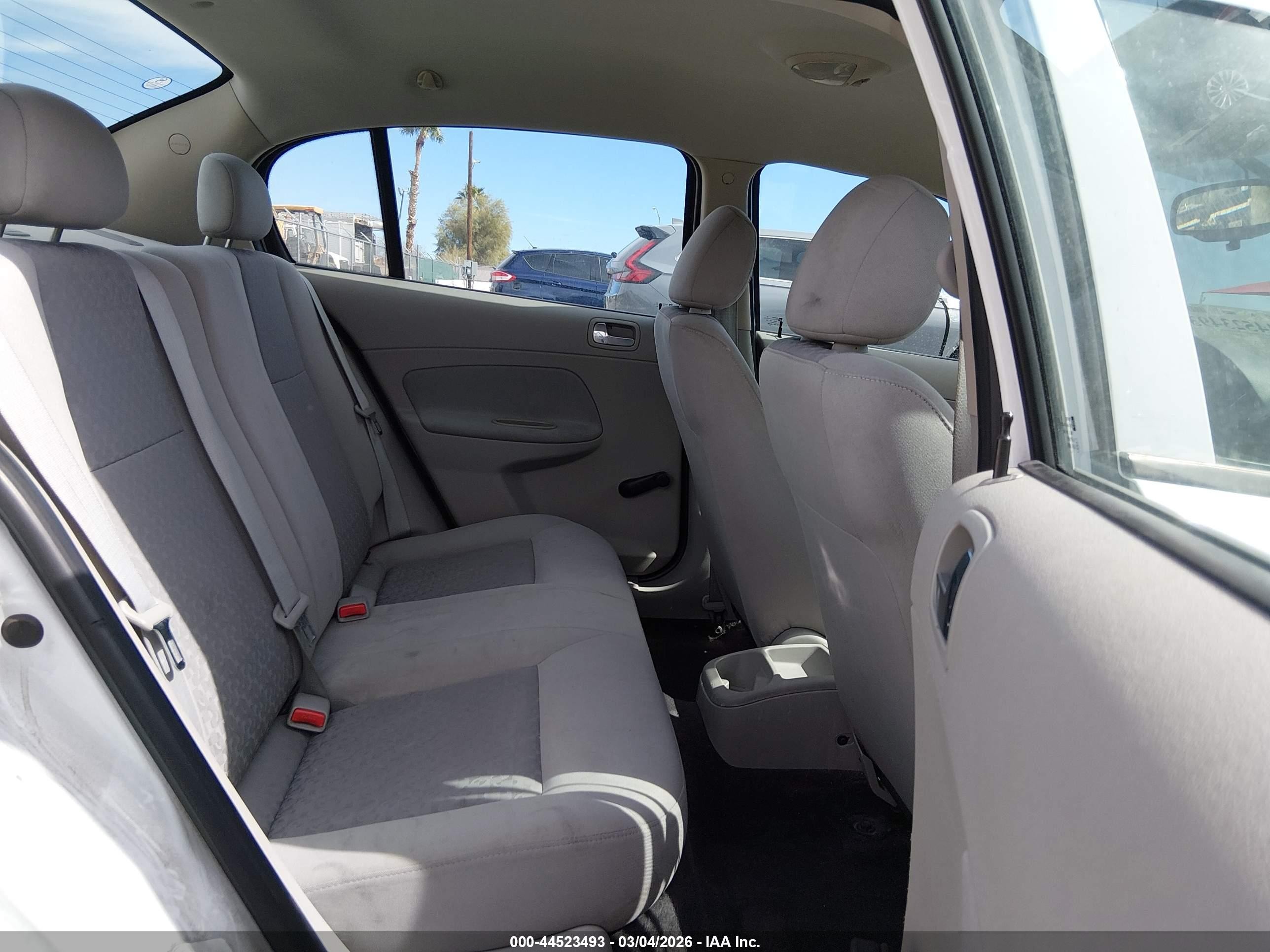 2010 Chevrolet Cobalt Ls White vin: 1G1AB5F51A7156533