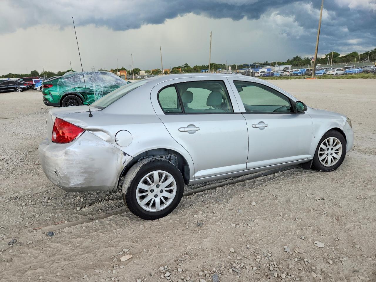 2010 Chevrolet Cobalt Ls Silver vin: 1G1AB5F55A7107576