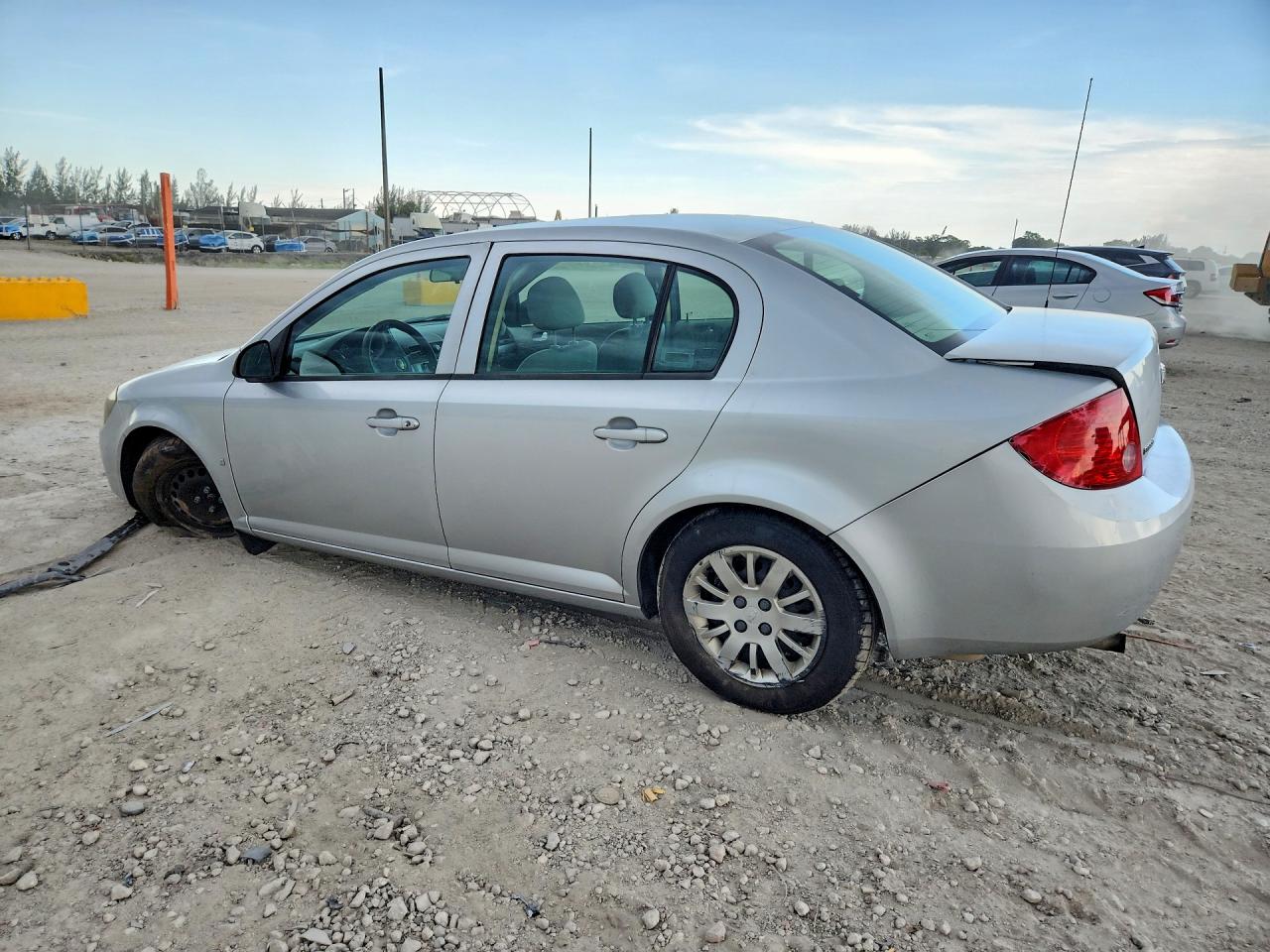 2010 Chevrolet Cobalt Ls Silver vin: 1G1AB5F55A7107576