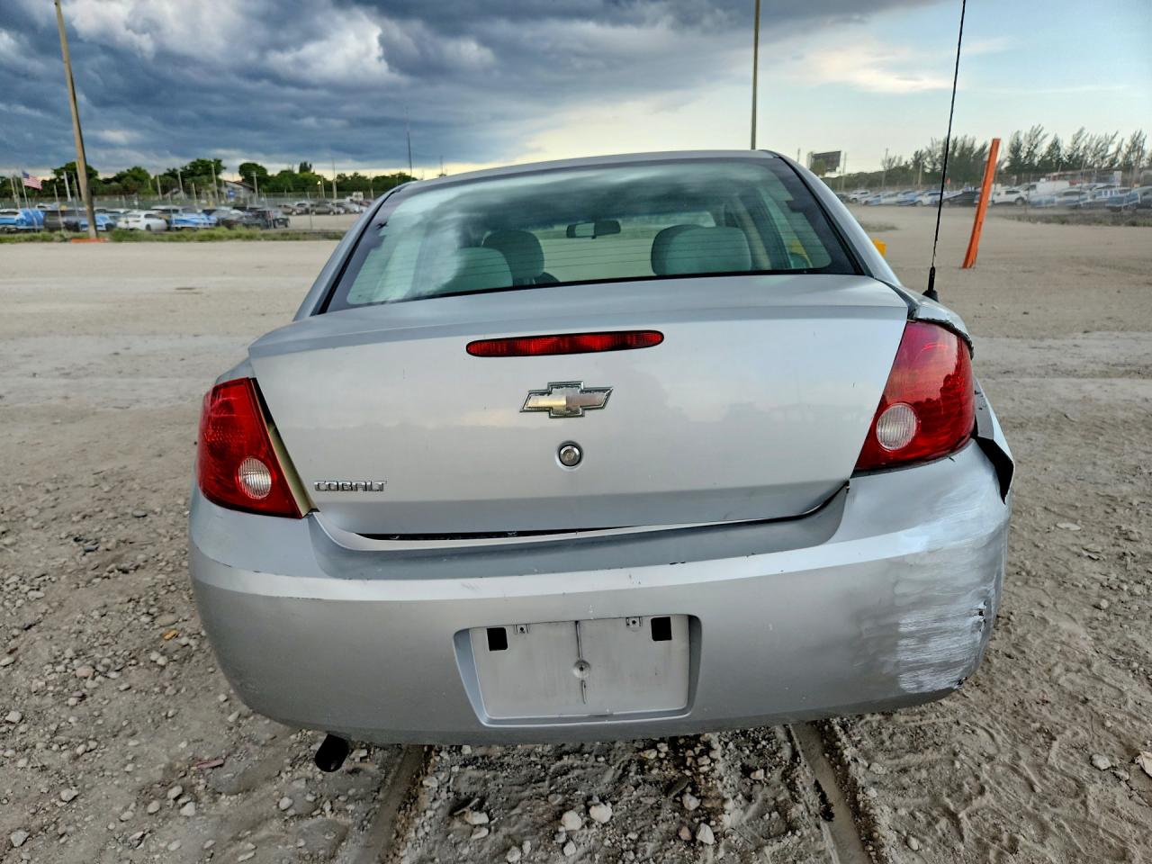 2010 Chevrolet Cobalt Ls Silver vin: 1G1AB5F55A7107576