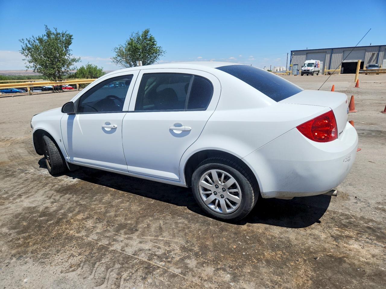 2010 Chevrolet Cobalt Ls White vin: 1G1AB5F56A7107263
