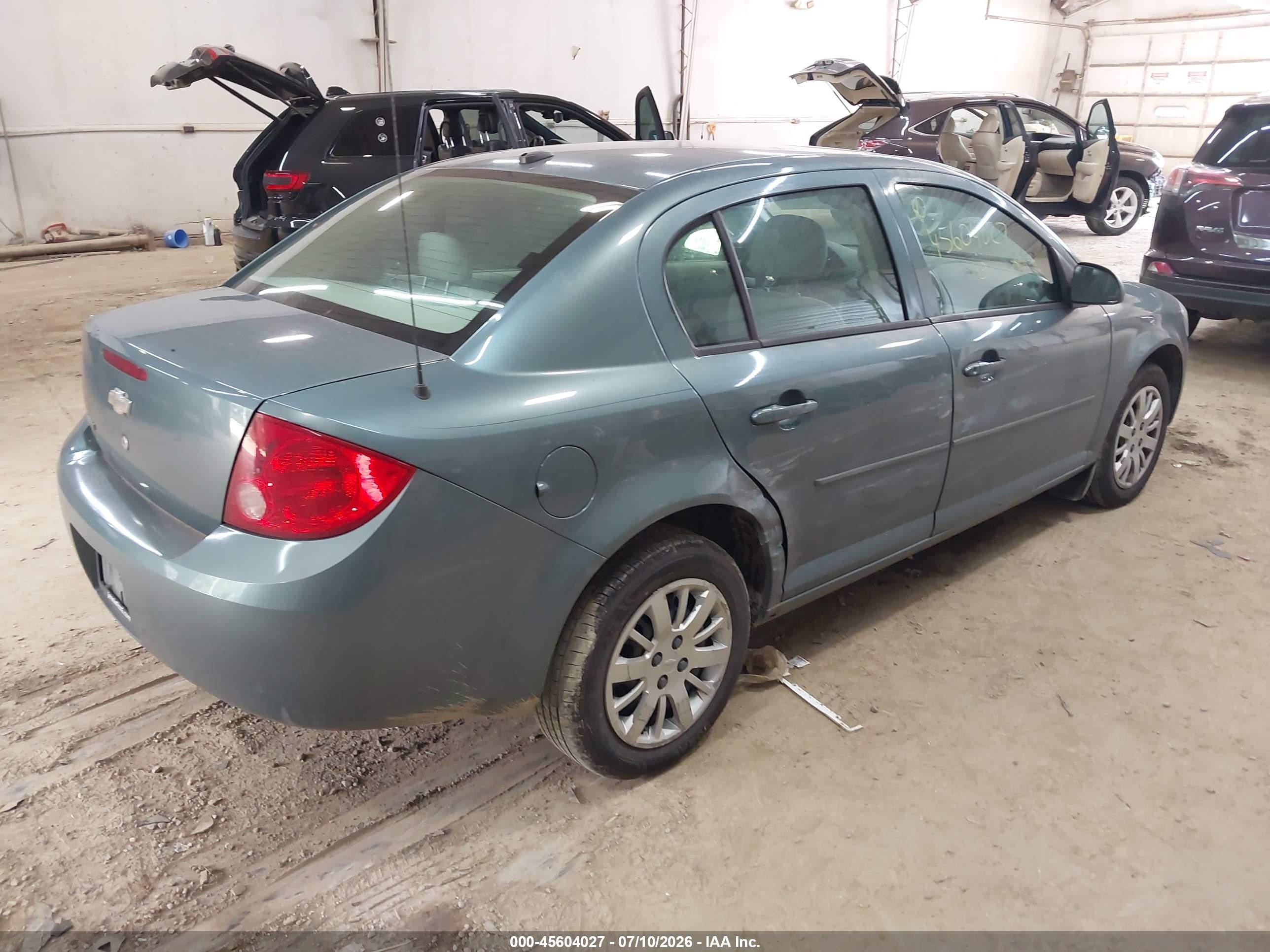 2010 Chevrolet Cobalt Ls Серый vin: 1G1AB5F58A7115848
