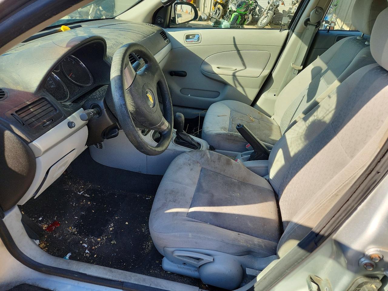 2010 Chevrolet Cobalt Ls Silver vin: 1G1AB5F58A7126087