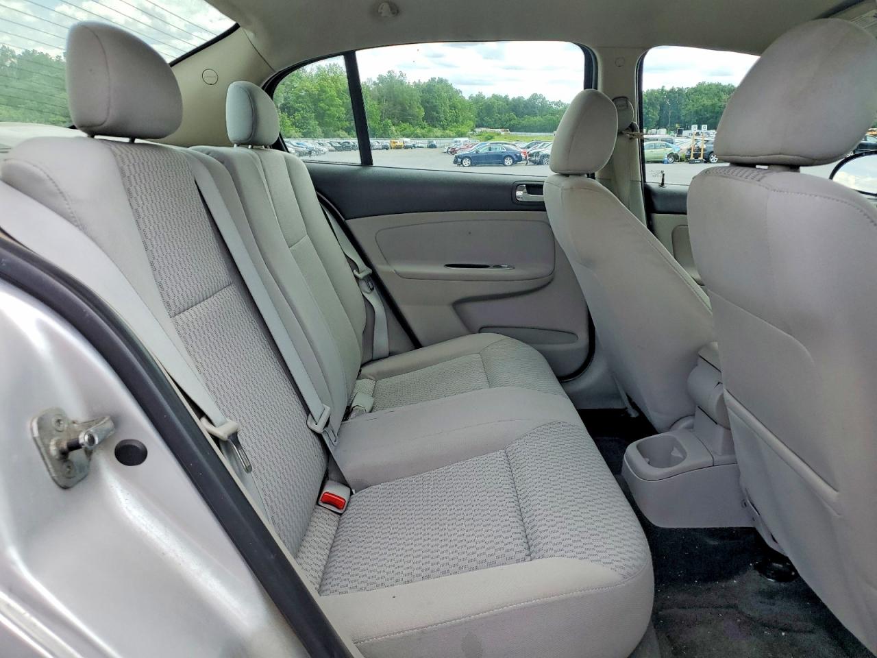 2010 Chevrolet Cobalt 1lt Серебряный vin: 1G1AD5F58A7114676