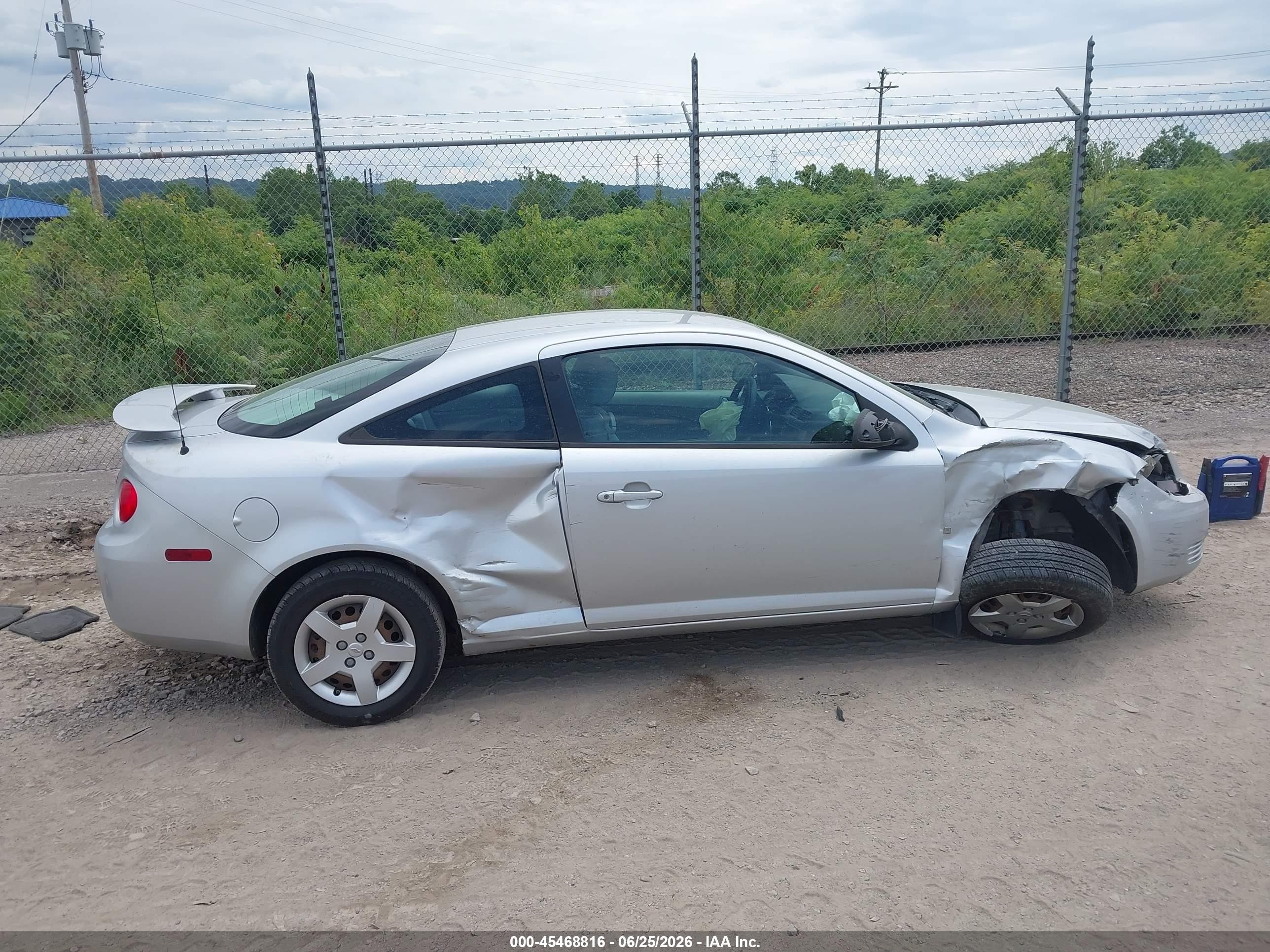 2007 Chevrolet Cobalt Ls Silver vin: 1G1AK15F377175371