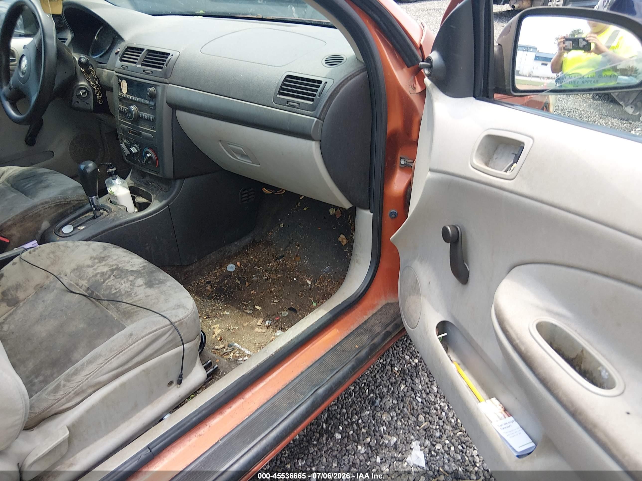 2007 Chevrolet Cobalt Ls Orange vin: 1G1AK15F477254662