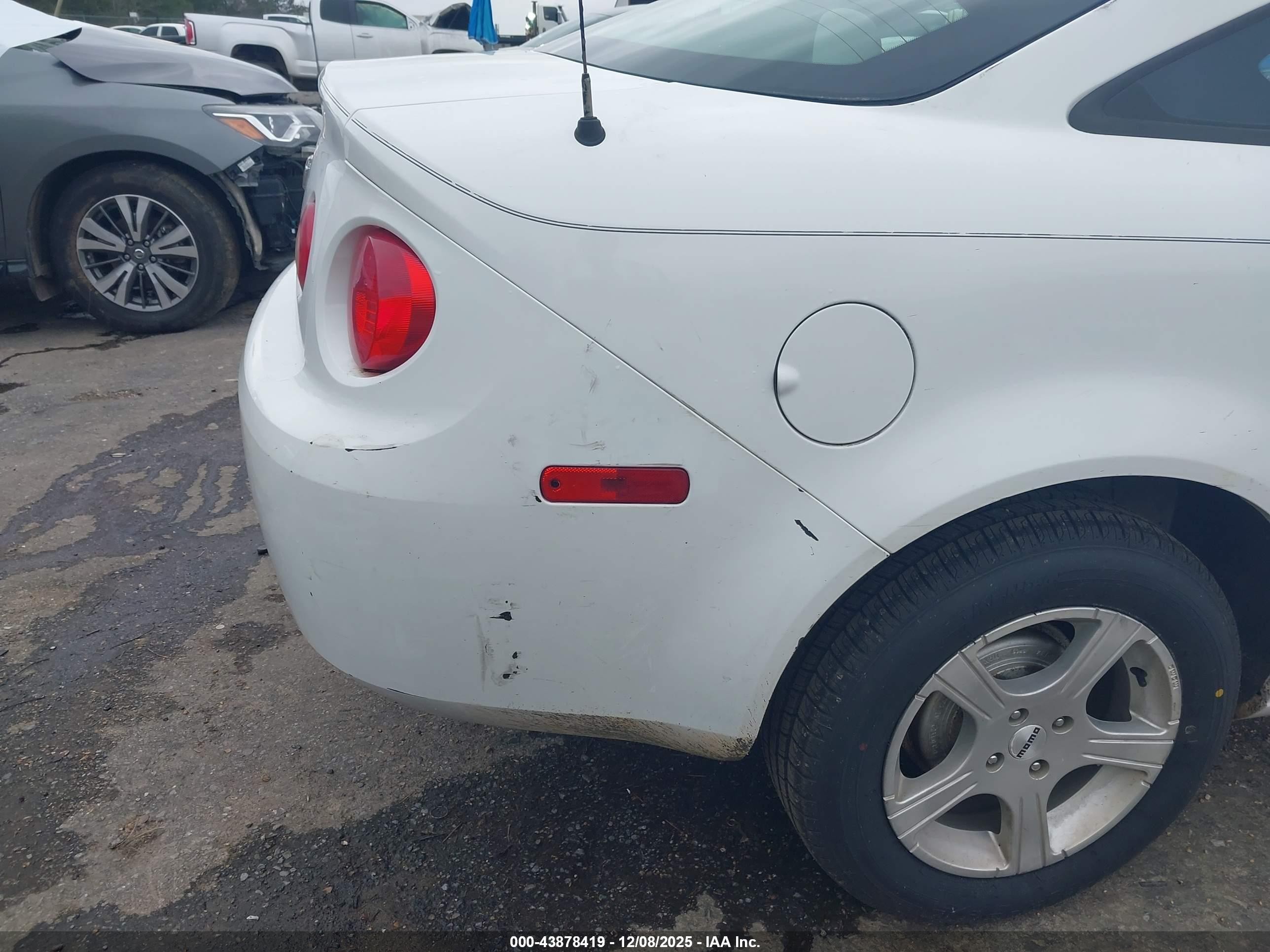 2008 Chevrolet Cobalt Ls White vin: 1G1AK18F087180699