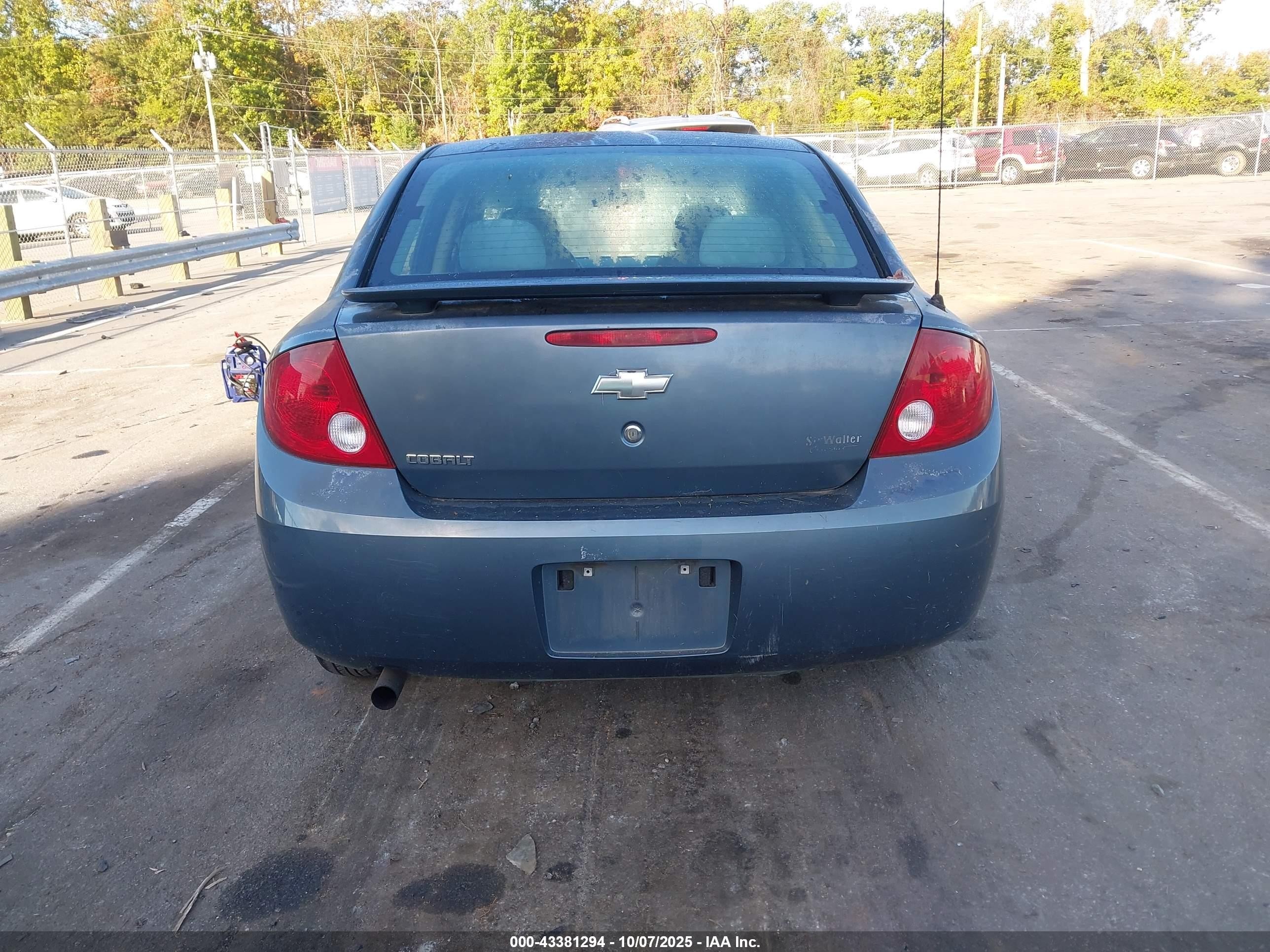 2005 Chevrolet Cobalt   Teal vin: 1G1AK52F657593691
