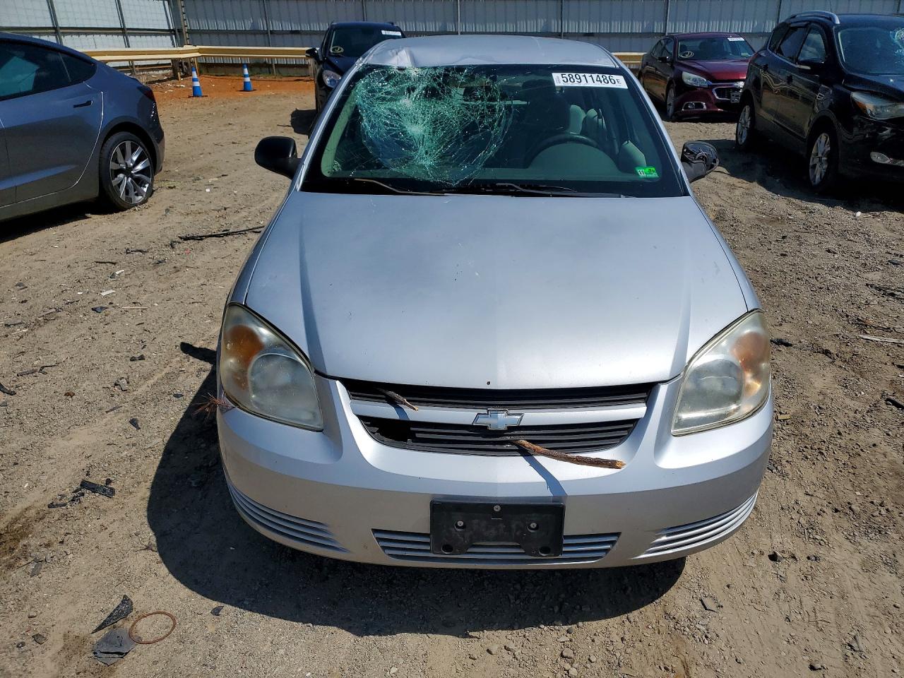 2005 Chevrolet Cobalt Silver vin: 1G1AK52F857599900