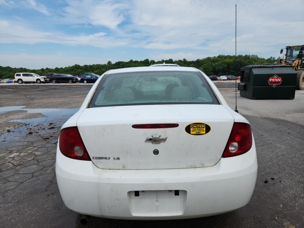 2006 Chevrolet Cobalt Ls Белый vin: 1G1AK55F267688410 Damage: Deck Lid Emblem, Faded, Replacement Required