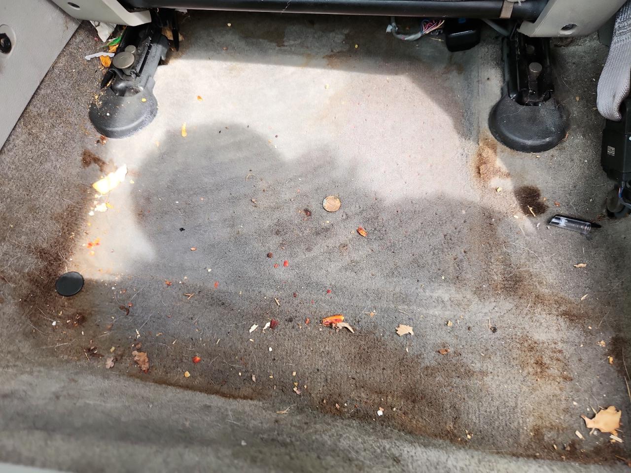 2006 Chevrolet Cobalt Ls Белый vin: 1G1AK55F267688410 Damage: Right Rear Carpet, Stained, Permanent