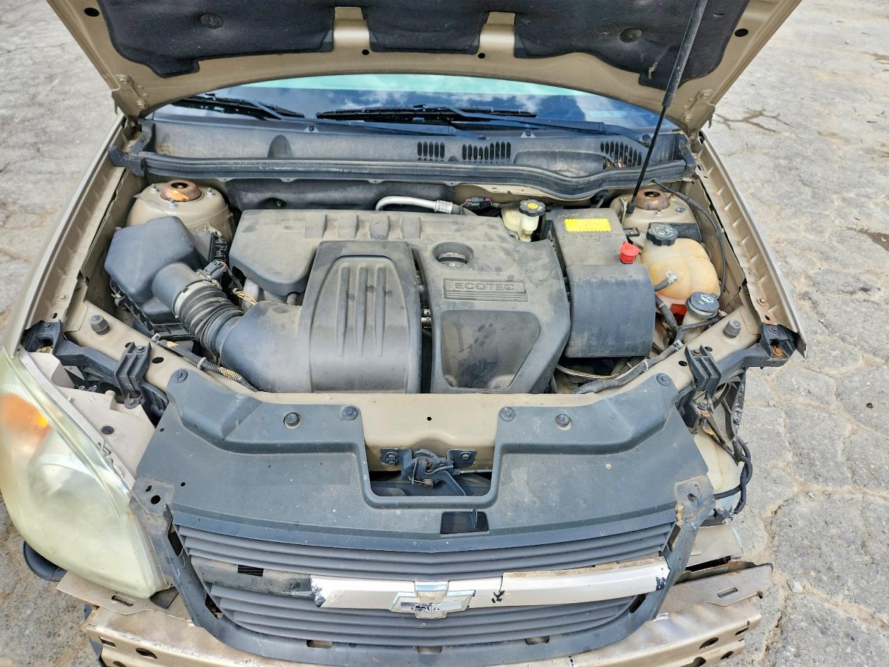 2006 Chevrolet Cobalt Ls Cream vin: 1G1AK55F567800309