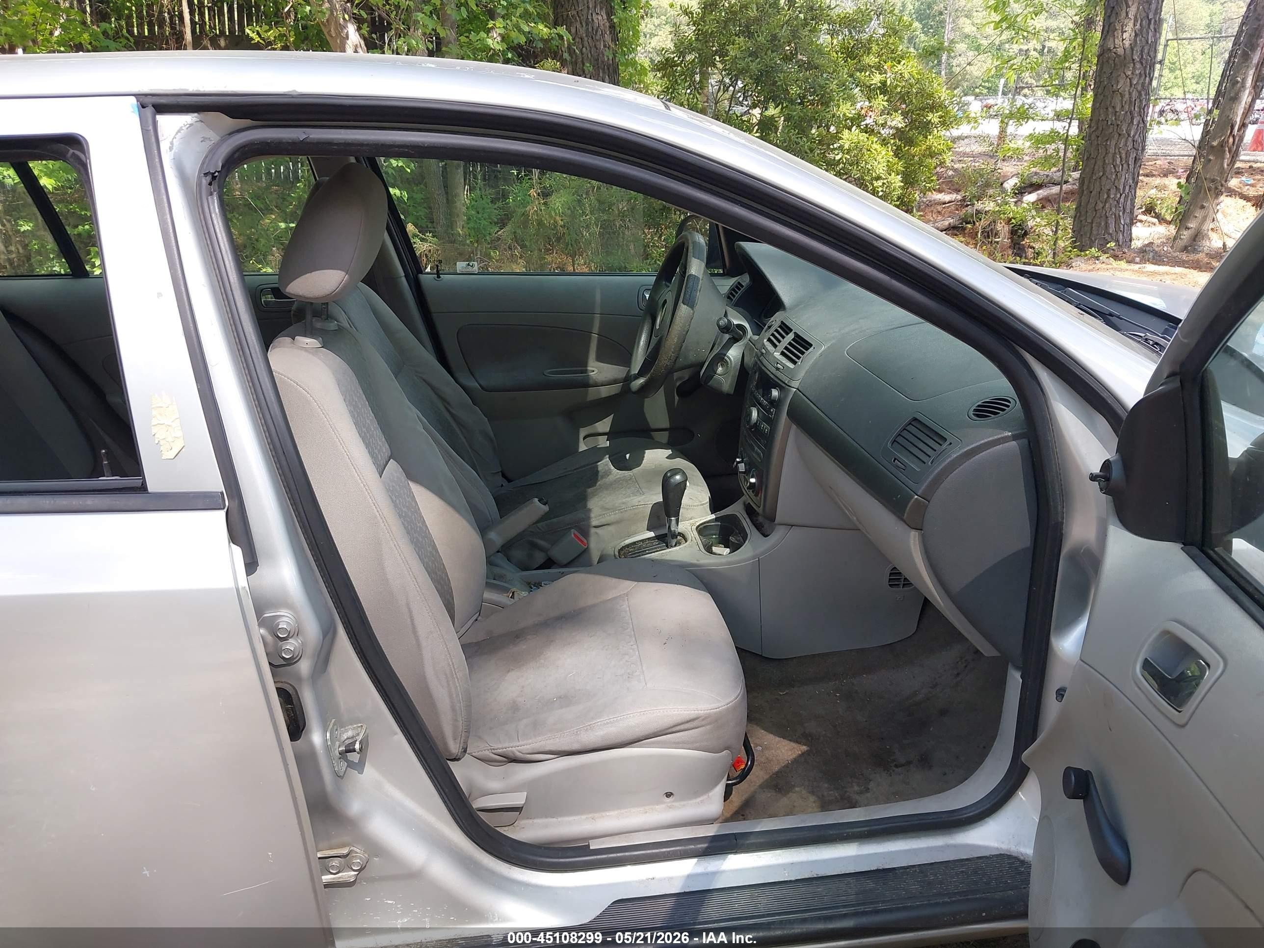 2007 Chevrolet Cobalt Ls Silver vin: 1G1AK55F577184063
