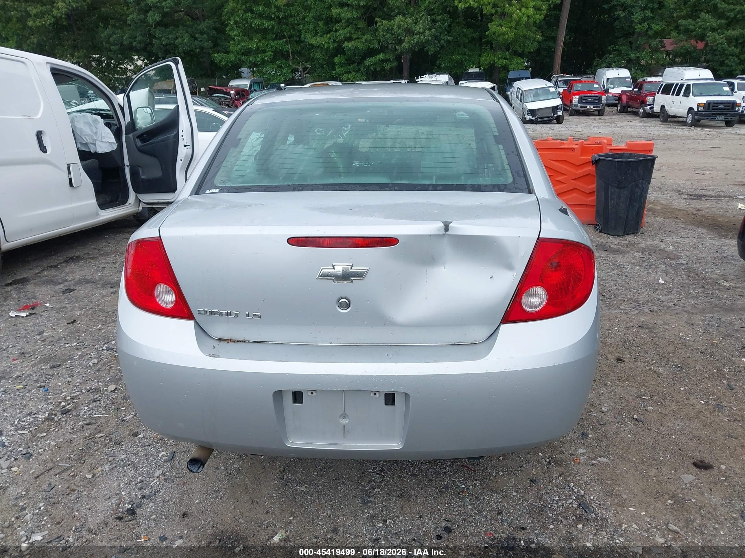 2008 Chevrolet Cobalt Ls Серебряный vin: 1G1AK55F687283010