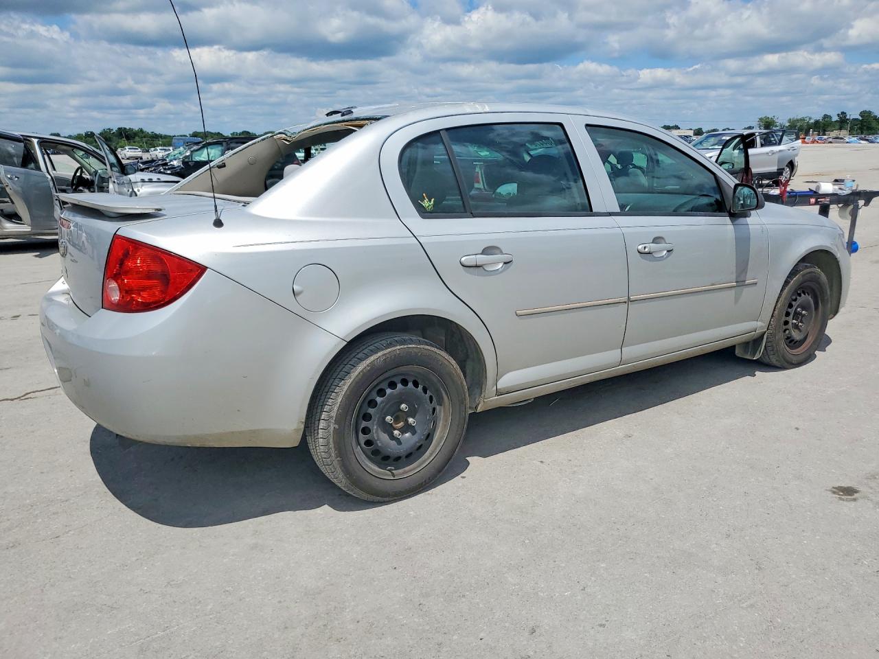 2008 Chevrolet Cobalt Ls Silver vin: 1G1AK58F487164352