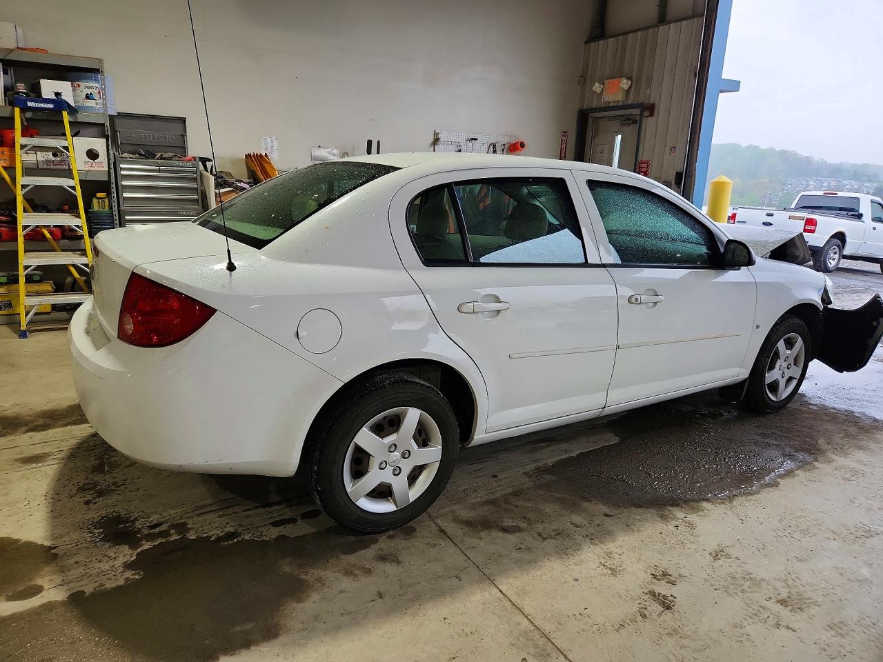 2007 Chevrolet Cobalt Ls Белый vin: 1G1AK58F577338525
