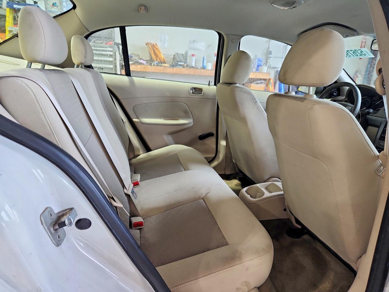 2007 Chevrolet Cobalt Ls Белый vin: 1G1AK58F577338525