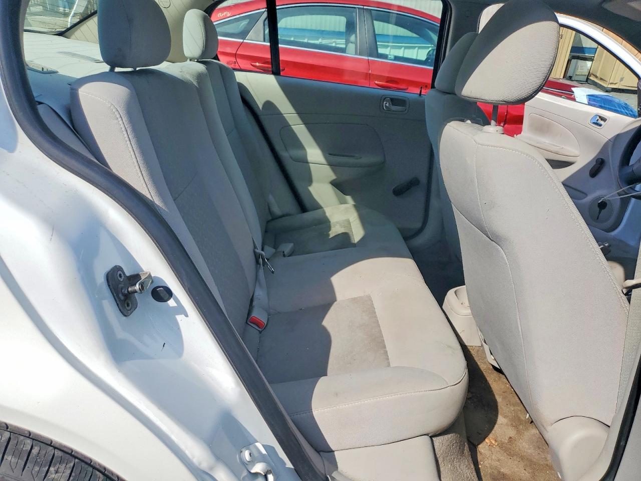 2009 Chevrolet Cobalt Ls White vin: 1G1AK58H897188611