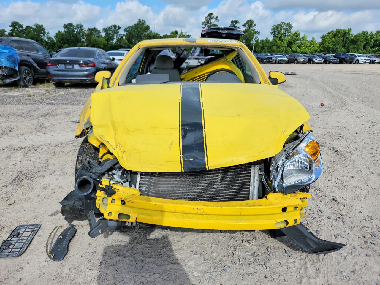 2005 Chevrolet Cobalt Ls Yellow vin: 1G1AL12F757572404