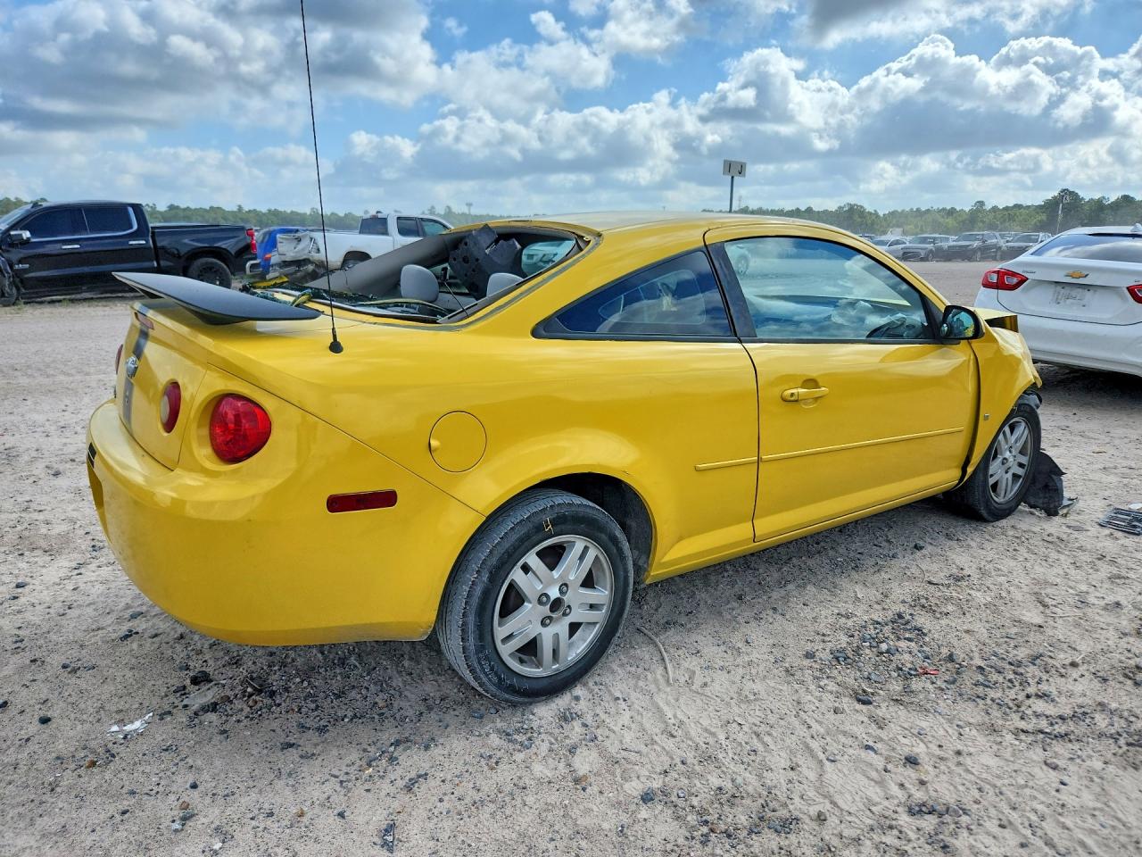 2005 Chevrolet Cobalt Ls Yellow vin: 1G1AL12F757572404