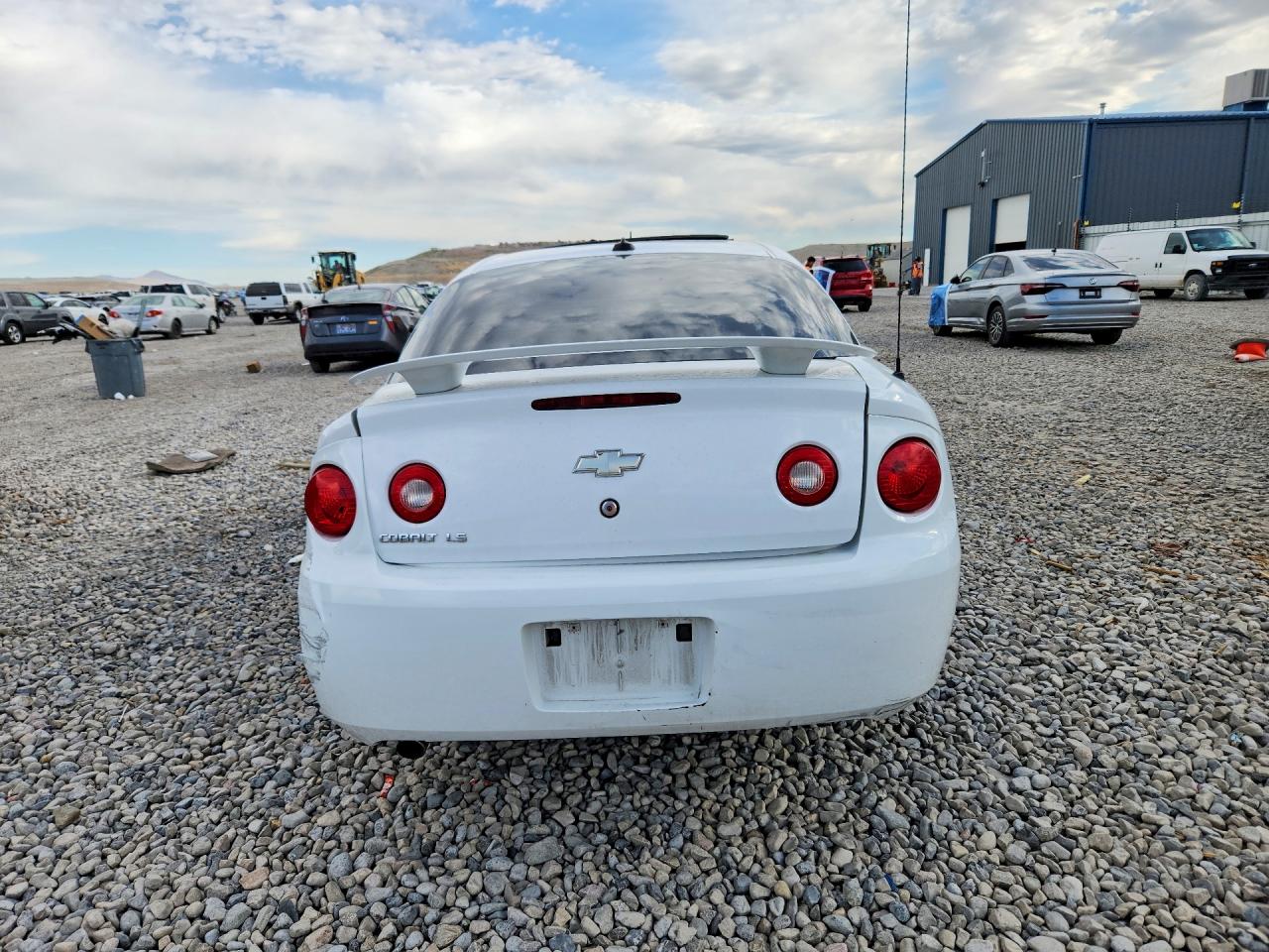 2005 Chevrolet Cobalt Ls White vin: 1G1AL14F957662747