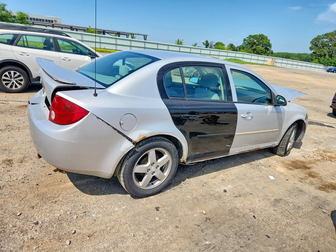 2005 Chevrolet Cobalt Ls Серебряный vin: 1G1AL52F057518756