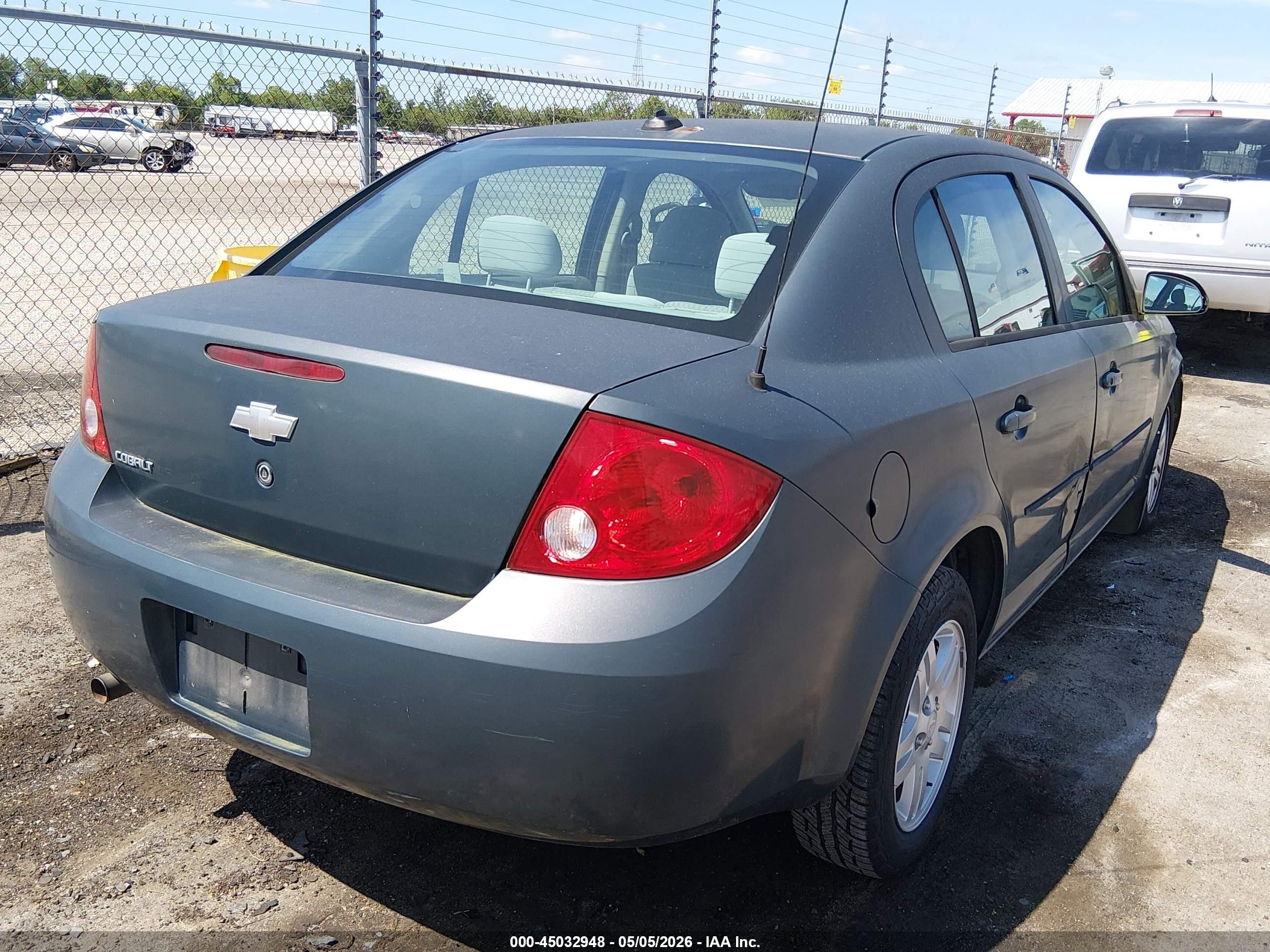 2005 Chevrolet Cobalt Ls Gray vin: 1G1AL52F057521530
