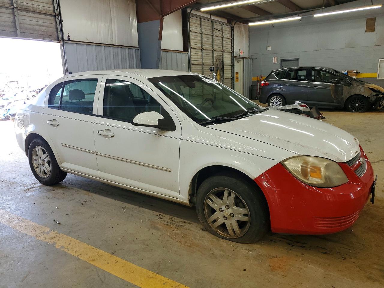2005 Chevrolet Cobalt Ls Белый vin: 1G1AL52F857540925