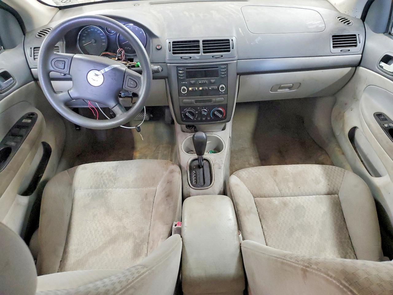2005 Chevrolet Cobalt Ls Белый vin: 1G1AL52F857540925