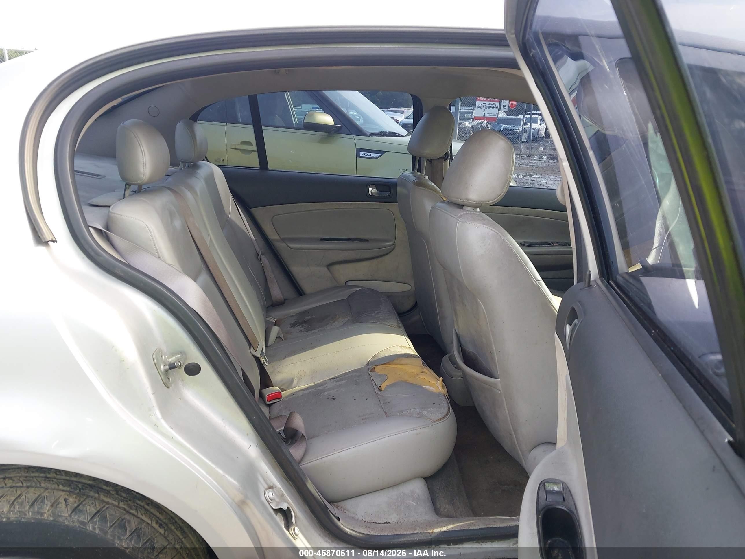 2005 Chevrolet Cobalt Ls Silver vin: 1G1AL54F757584041