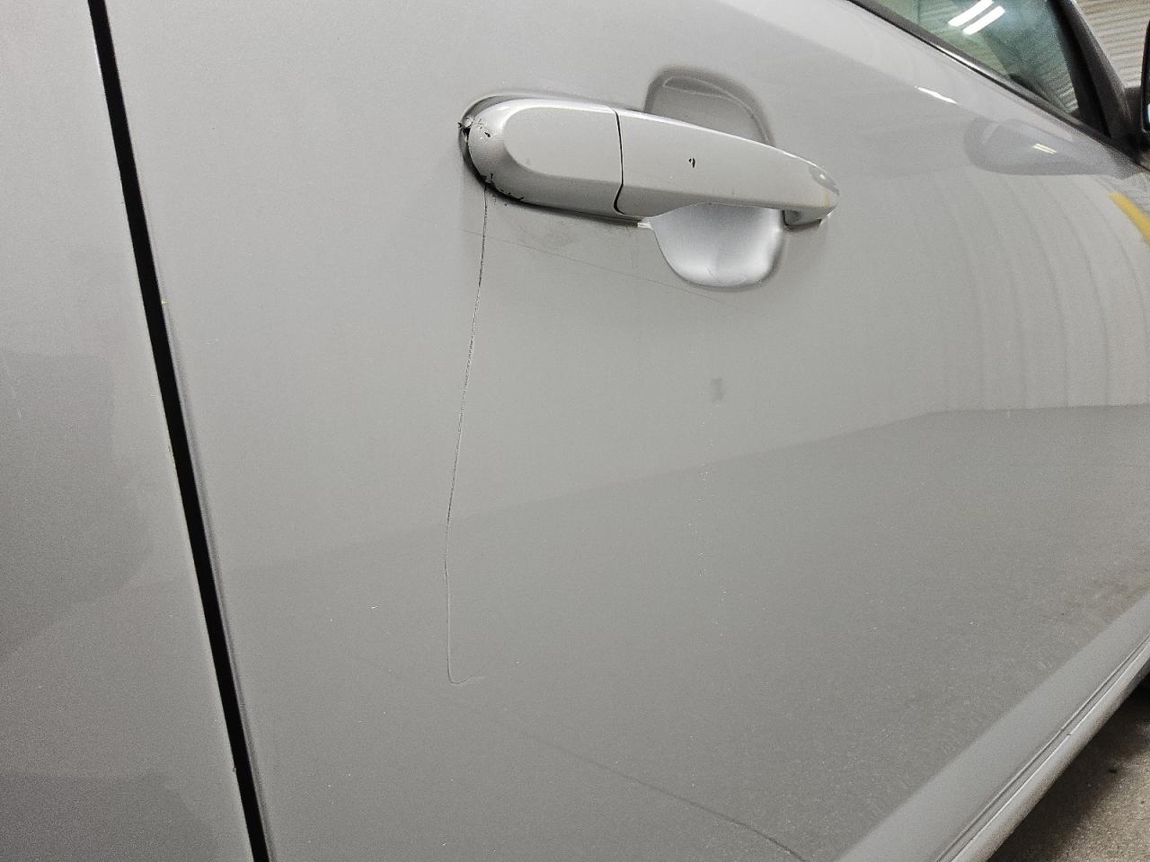 2008 Chevrolet Cobalt Sport Silver vin: 1G1AM18B787197880 Damage: Right Front Door, Heavy Scratch, 11 To 12 Inches