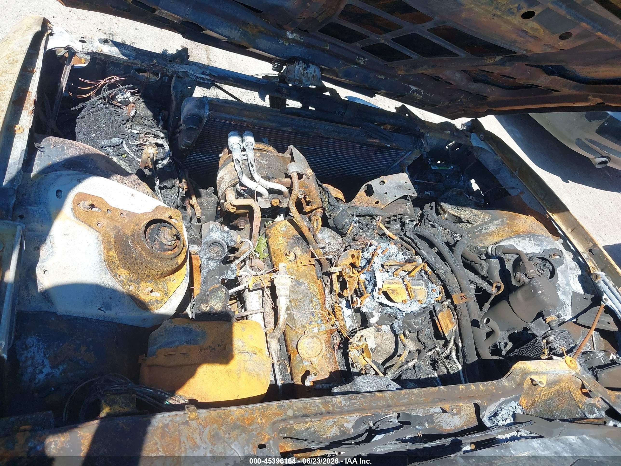 1984 Chevrolet Camaro   Черный vin: 1G1AP87G2EN104025